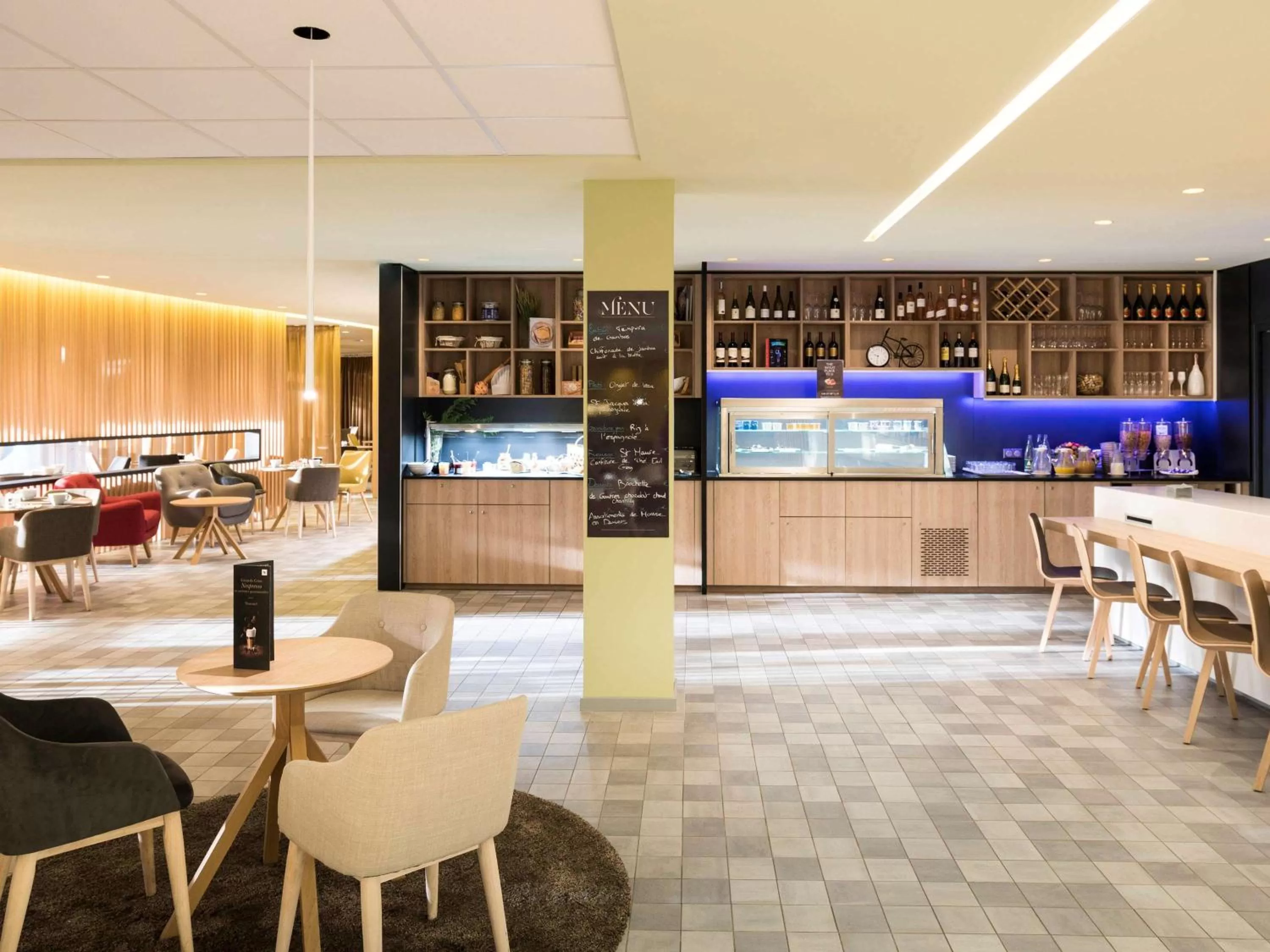 Restaurant/places to eat in Novotel Paris Nord Expo Aulnay