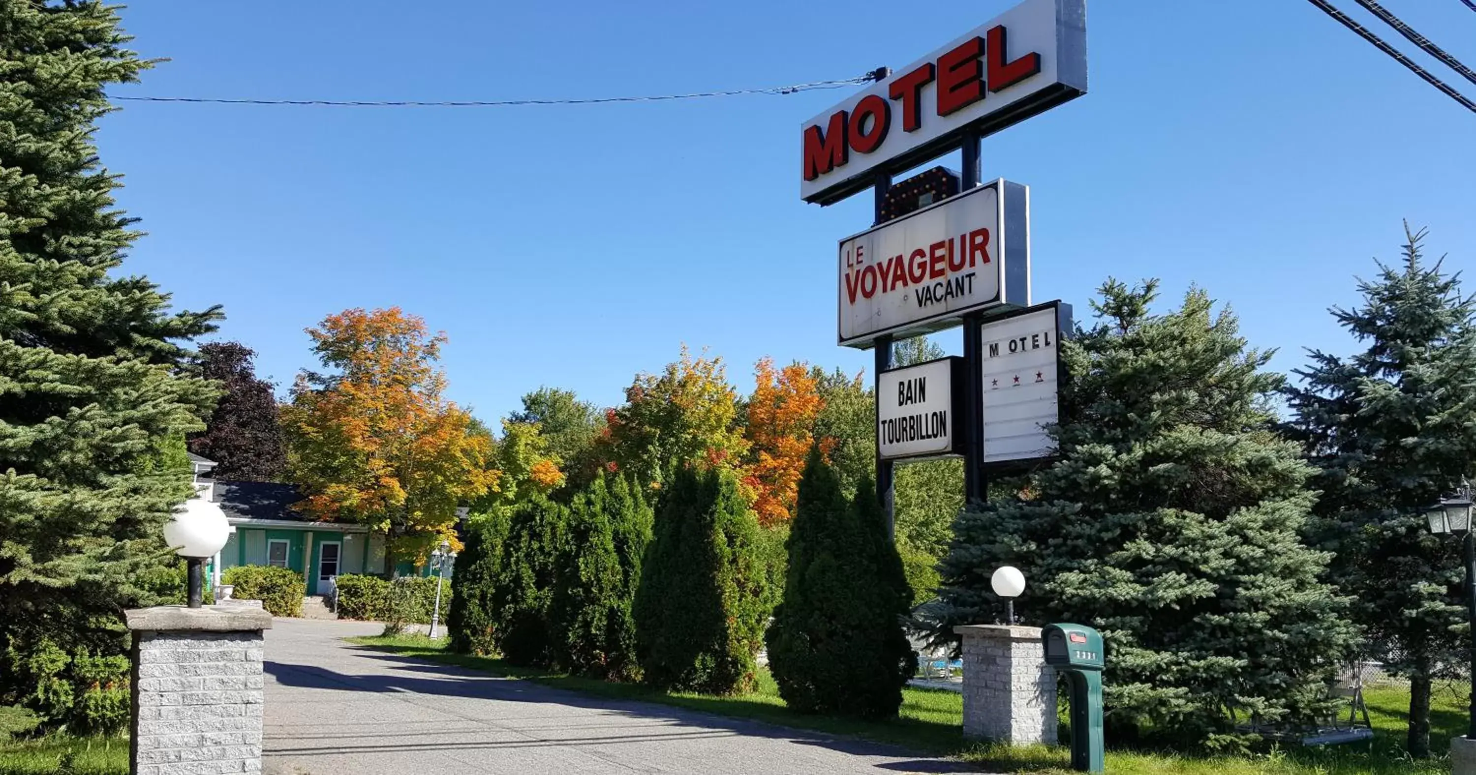 Motel Le Voyageur Motel Le Voyageur