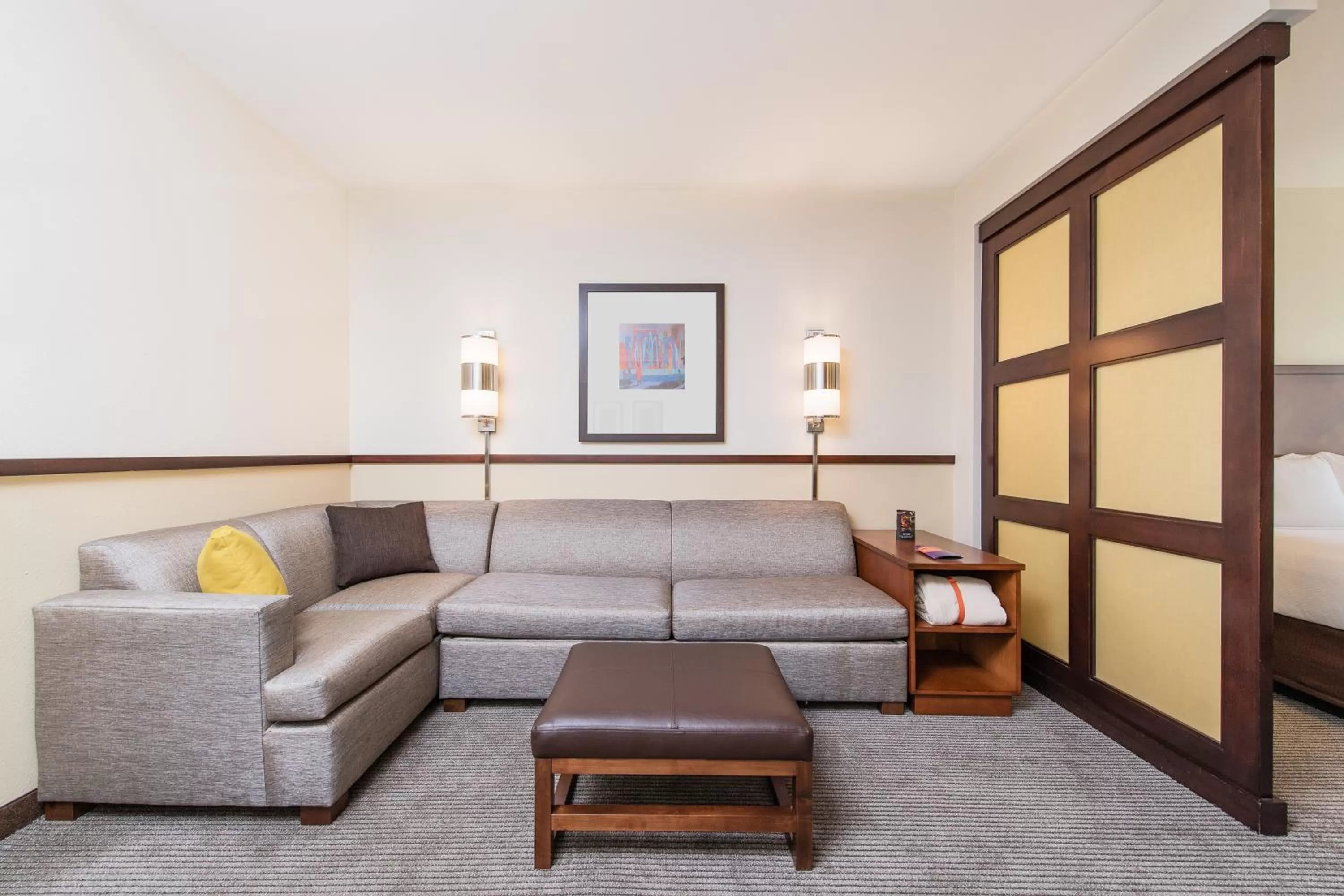 Living room in Hyatt Place Charleston Airport / Convention Center