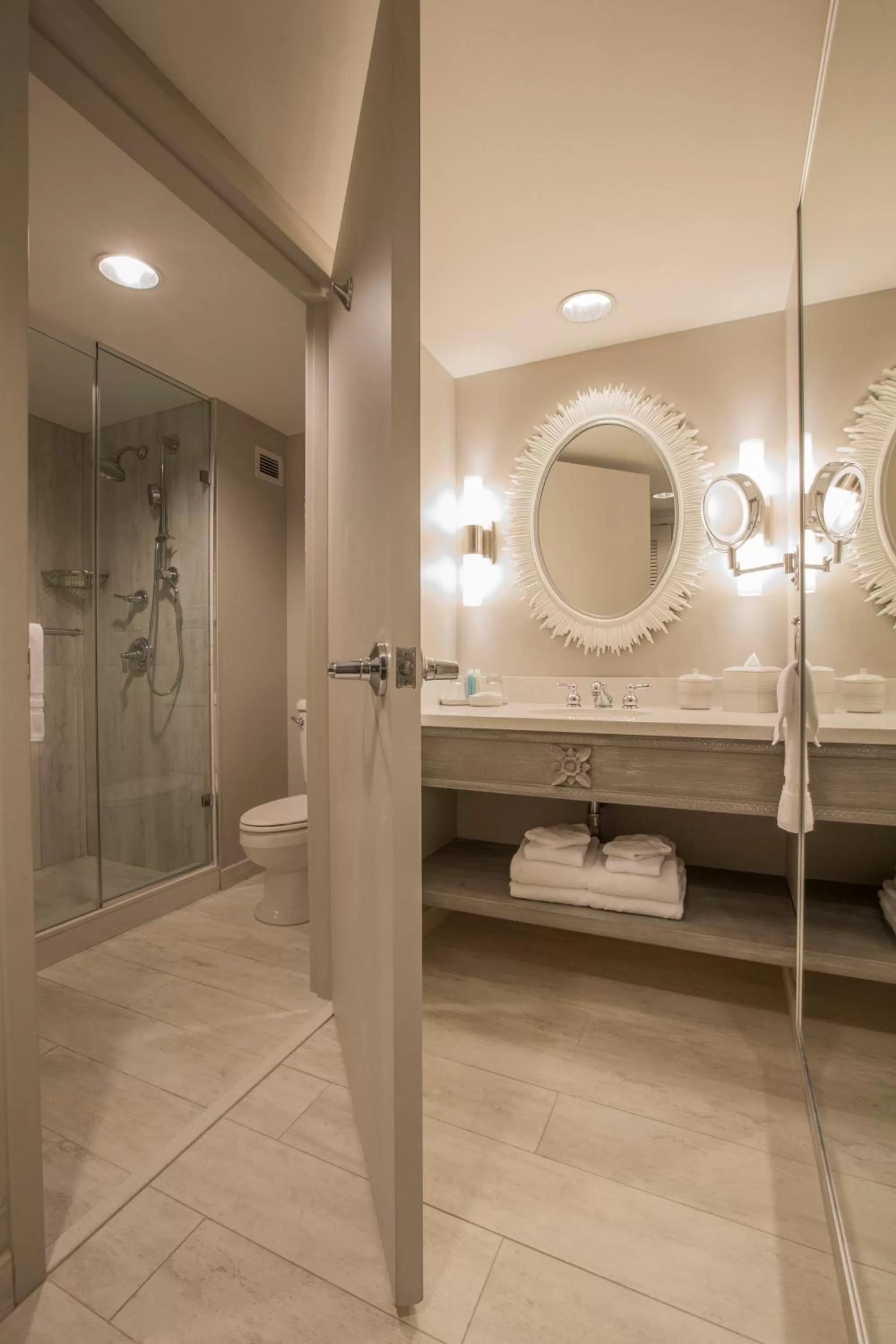 Standard View Room (Includes FREE^ Universal Express Unlimited) in Universal's Loews Royal Pacific Resort