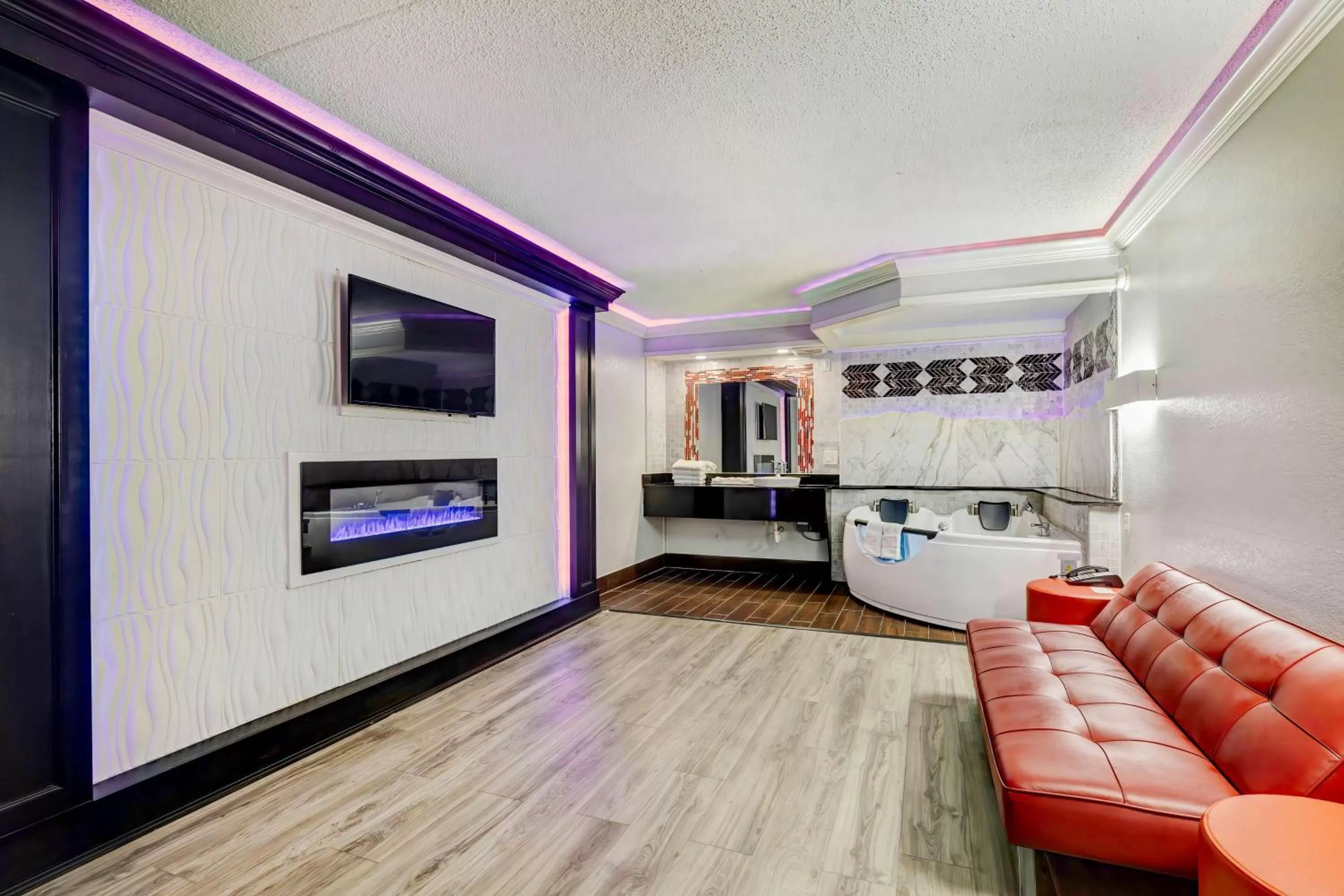 Photo of the whole room in Motel 6 North Little Rock, AR-JFK Blvd