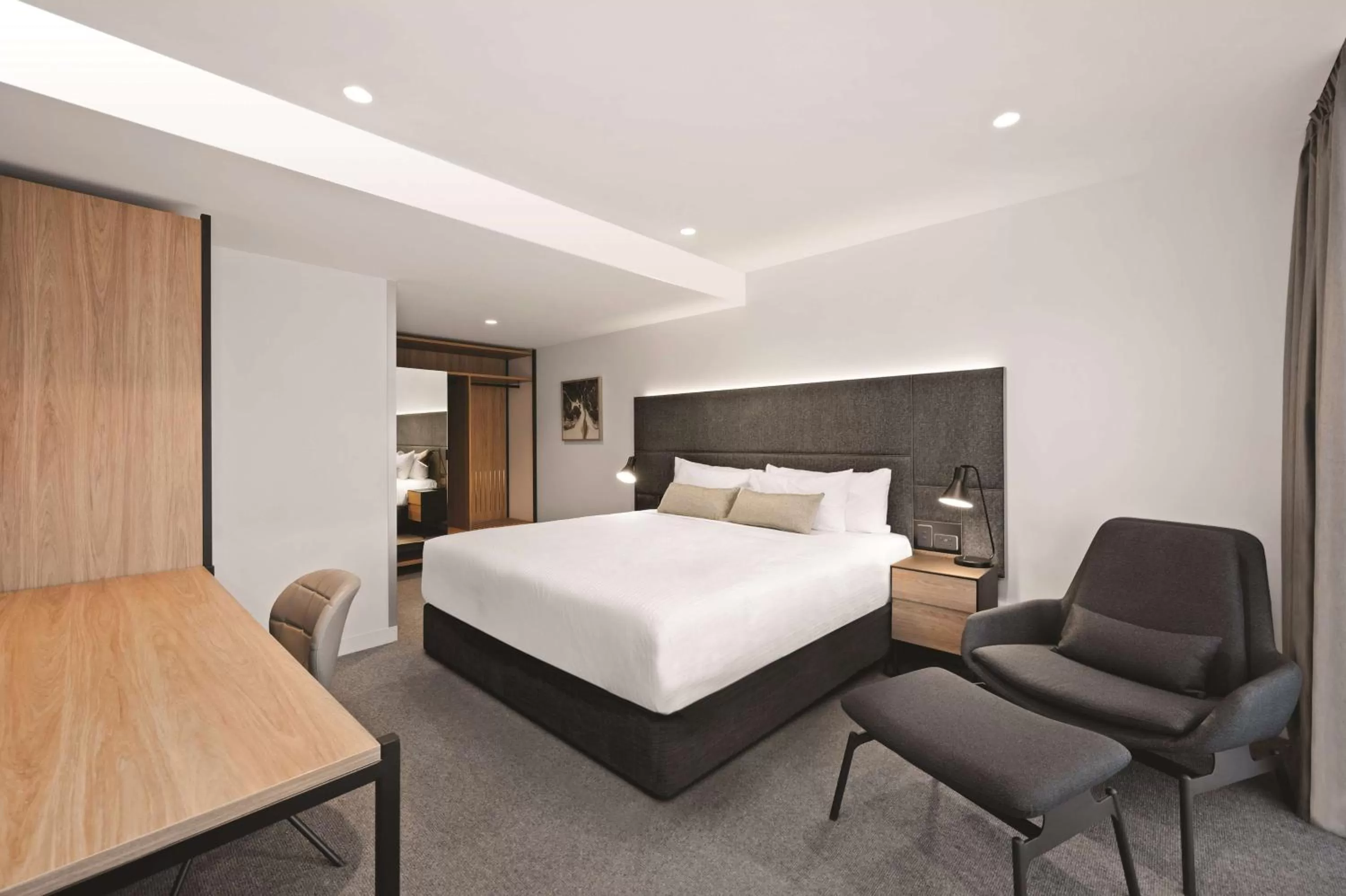 Photo of the whole room, Bed in Vibe Hotel Melbourne