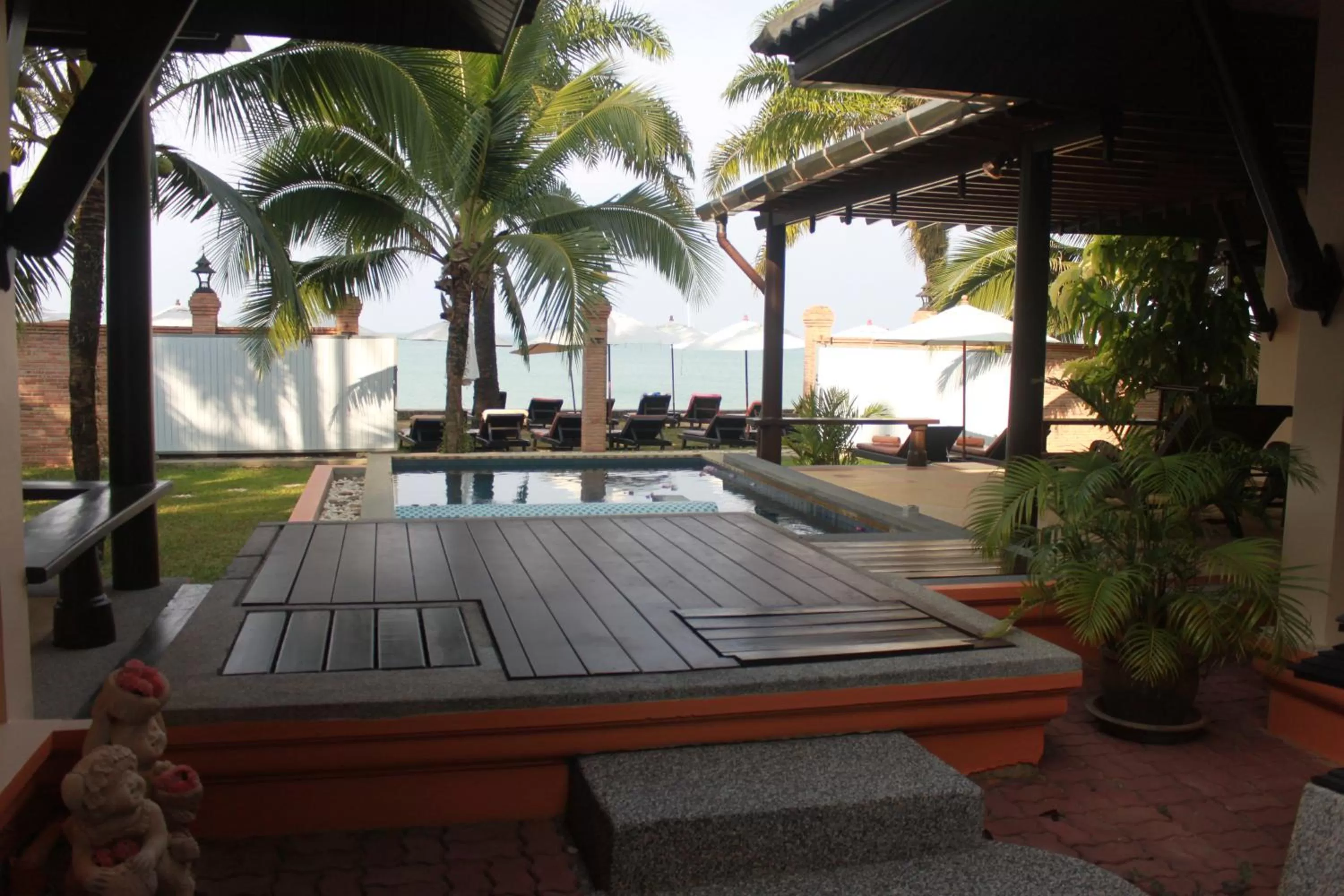 Mukdara Beach Villa & Spa Resort