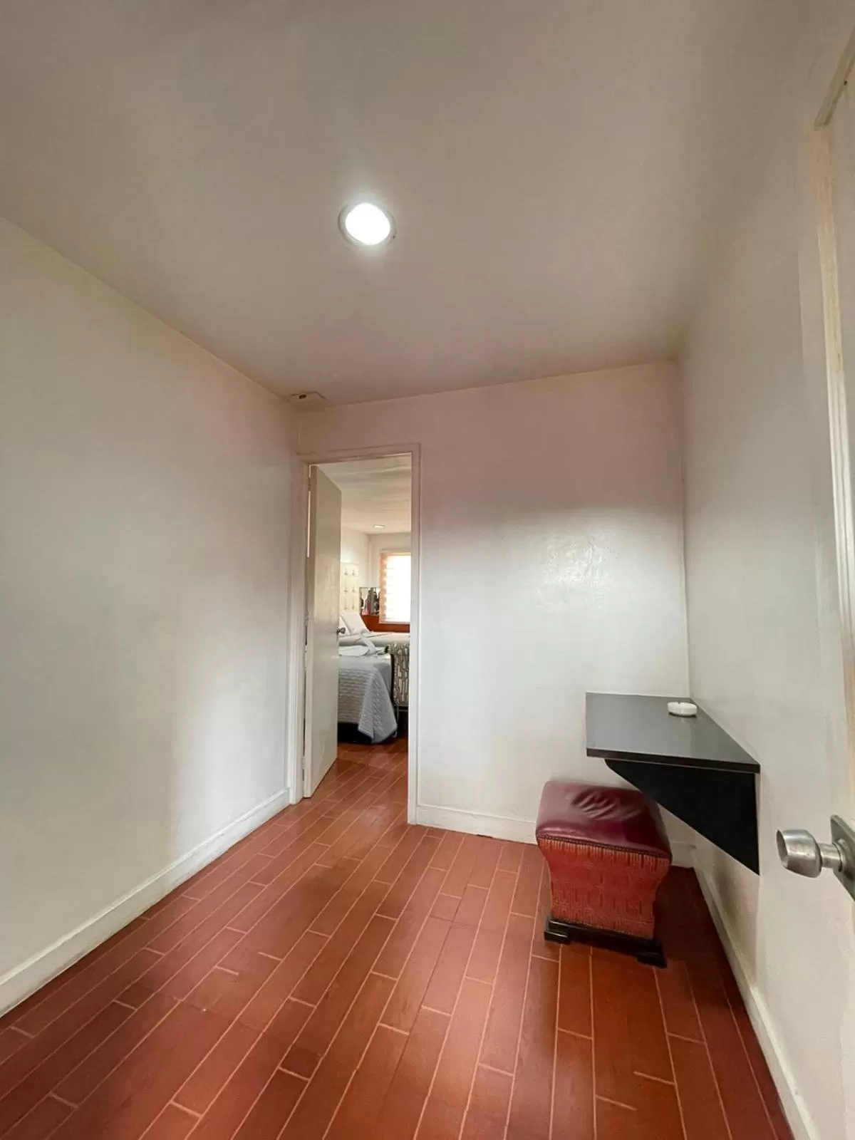 Bedroom in Town and Country Hotel V Mapa