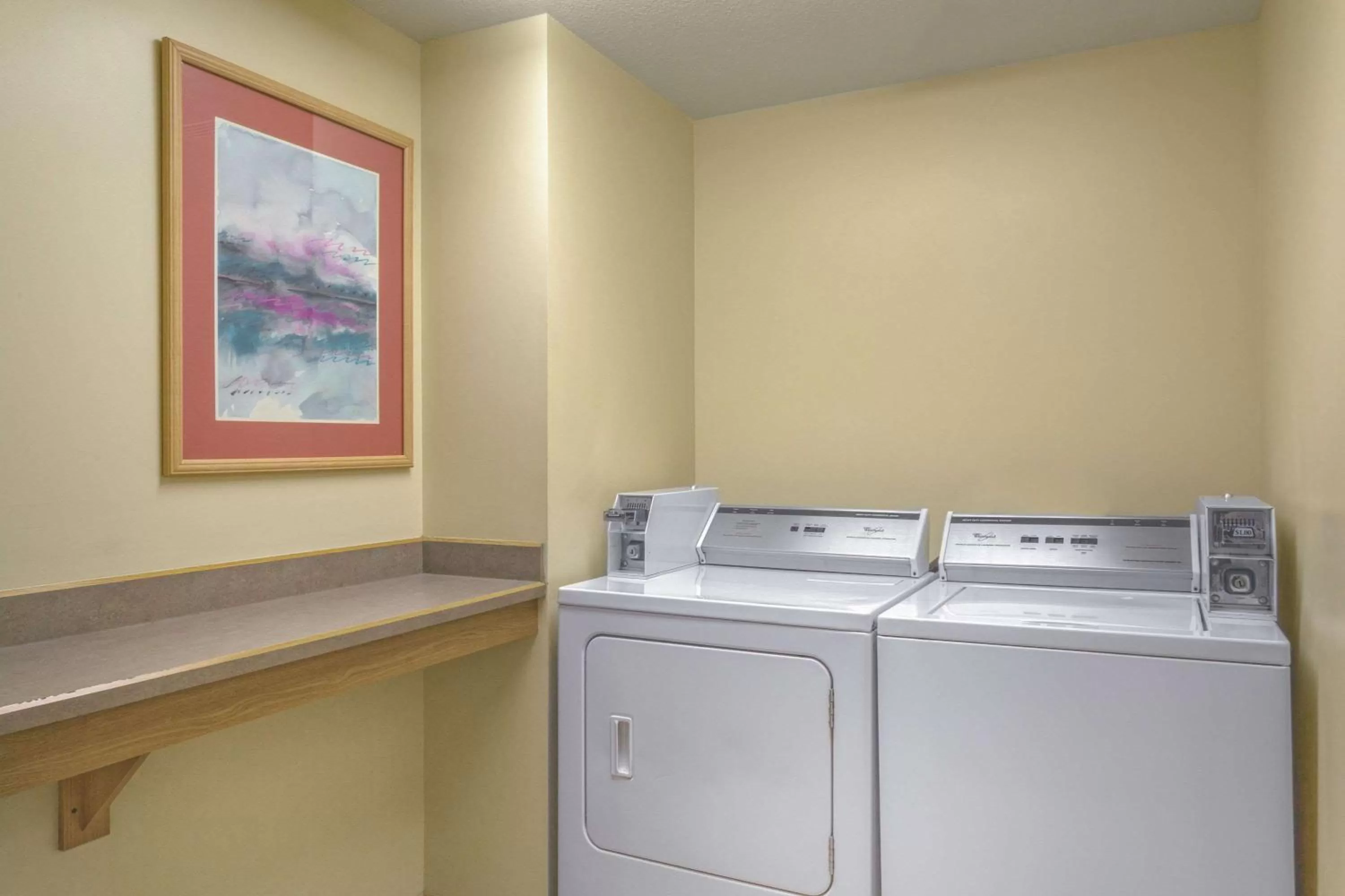 On site in Super 8 by Wyndham Heyburn