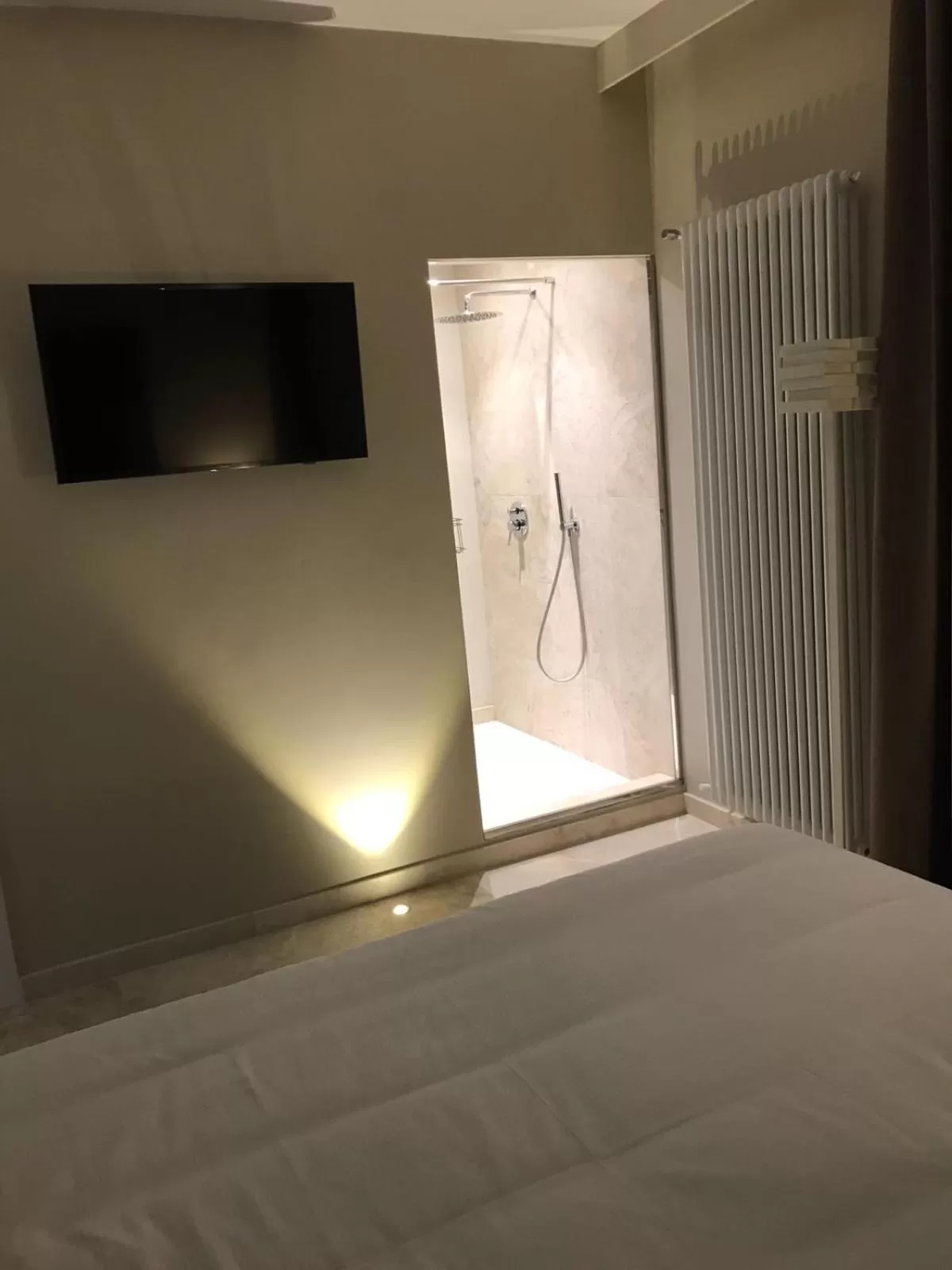 Bathroom, TV/Entertainment Center in Tenuta San Masseo - boutique farm resort & SPA