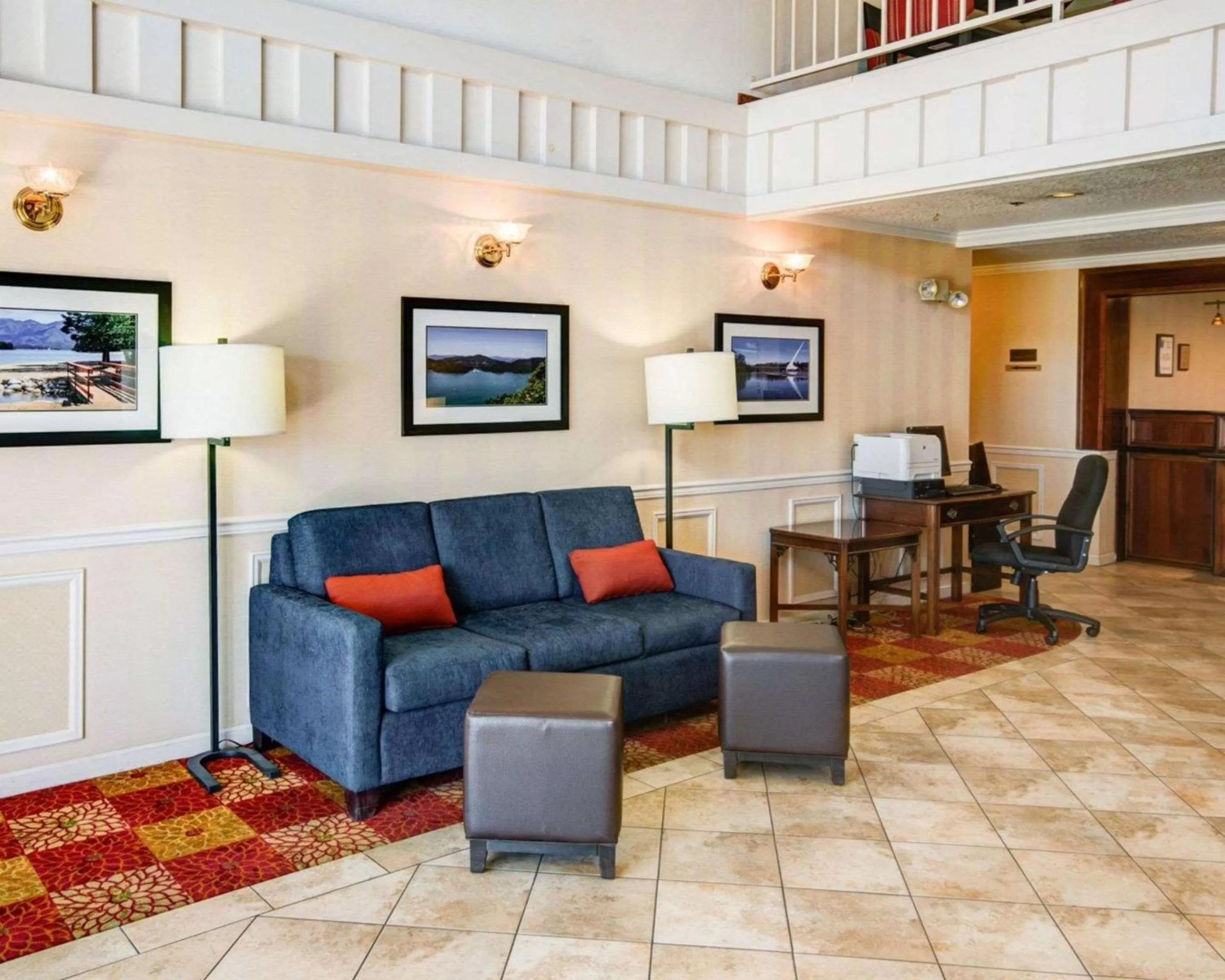 Lobby or reception in Comfort Inn Redding Near I-5