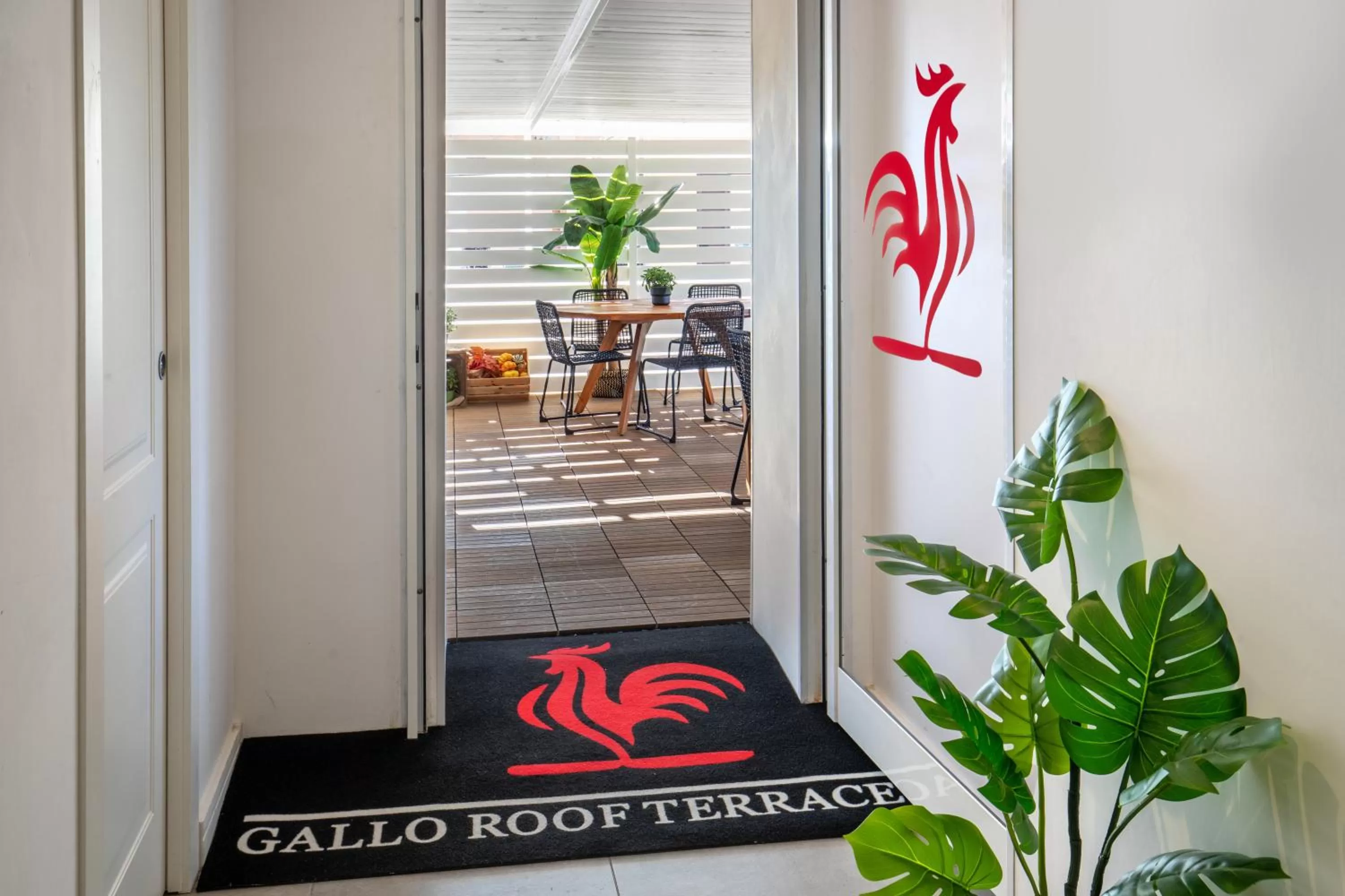 Restaurant/places to eat in Fragrance Hotel St. Peter