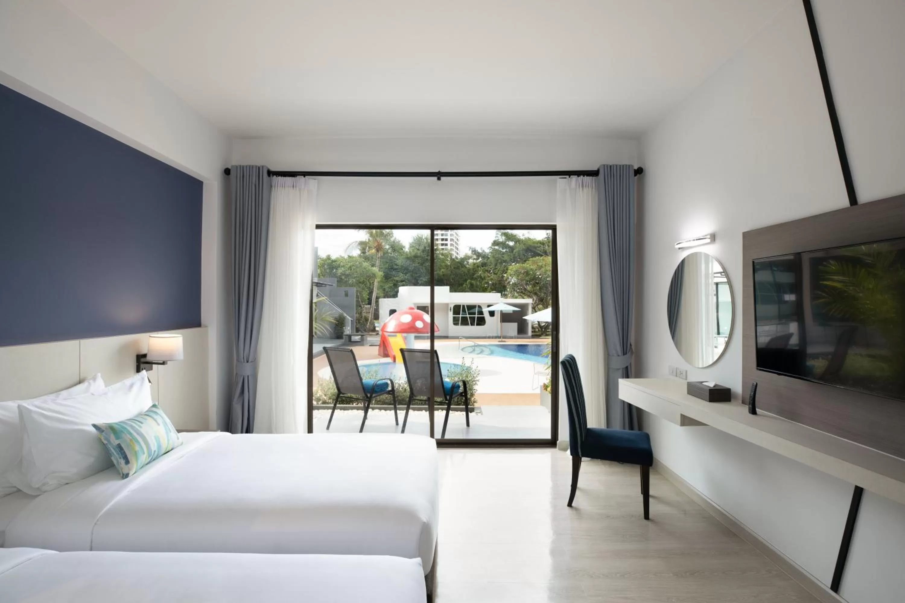 Bedroom, Bed in Centara Life Cha-Am Beach Resort Hua Hin