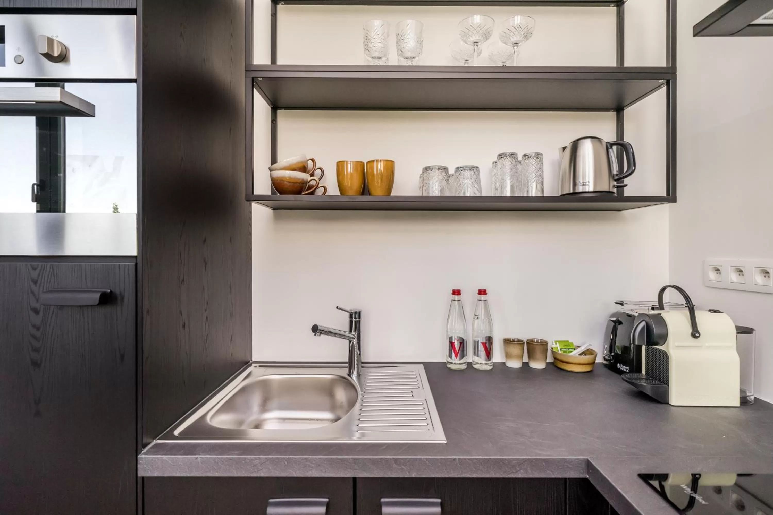 Coffee/tea facilities in Quartier Le Sud