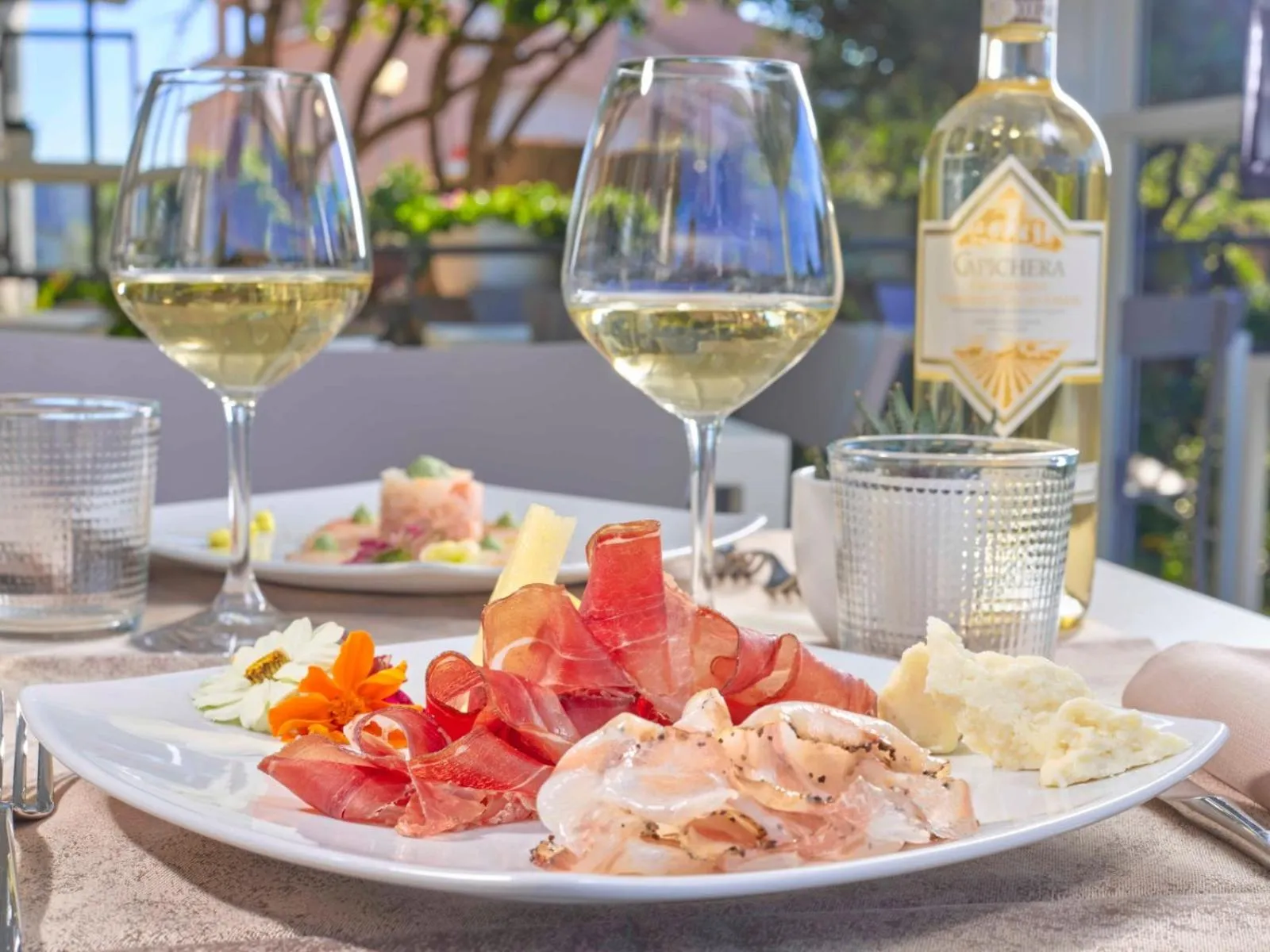 Food and drinks in Dolce Vita Boutique Hotel