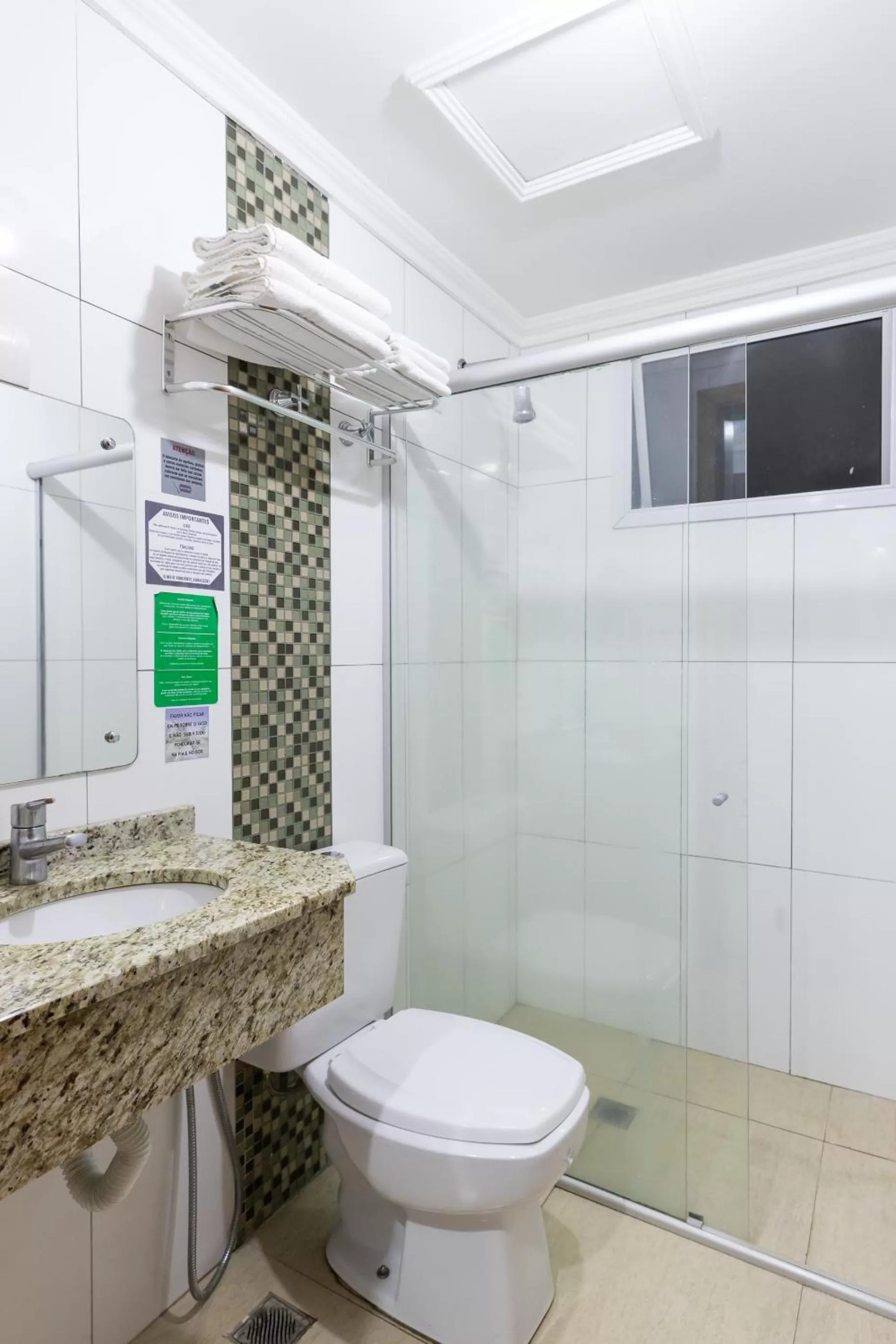 Bathroom in Hotel Baviera Iguassu