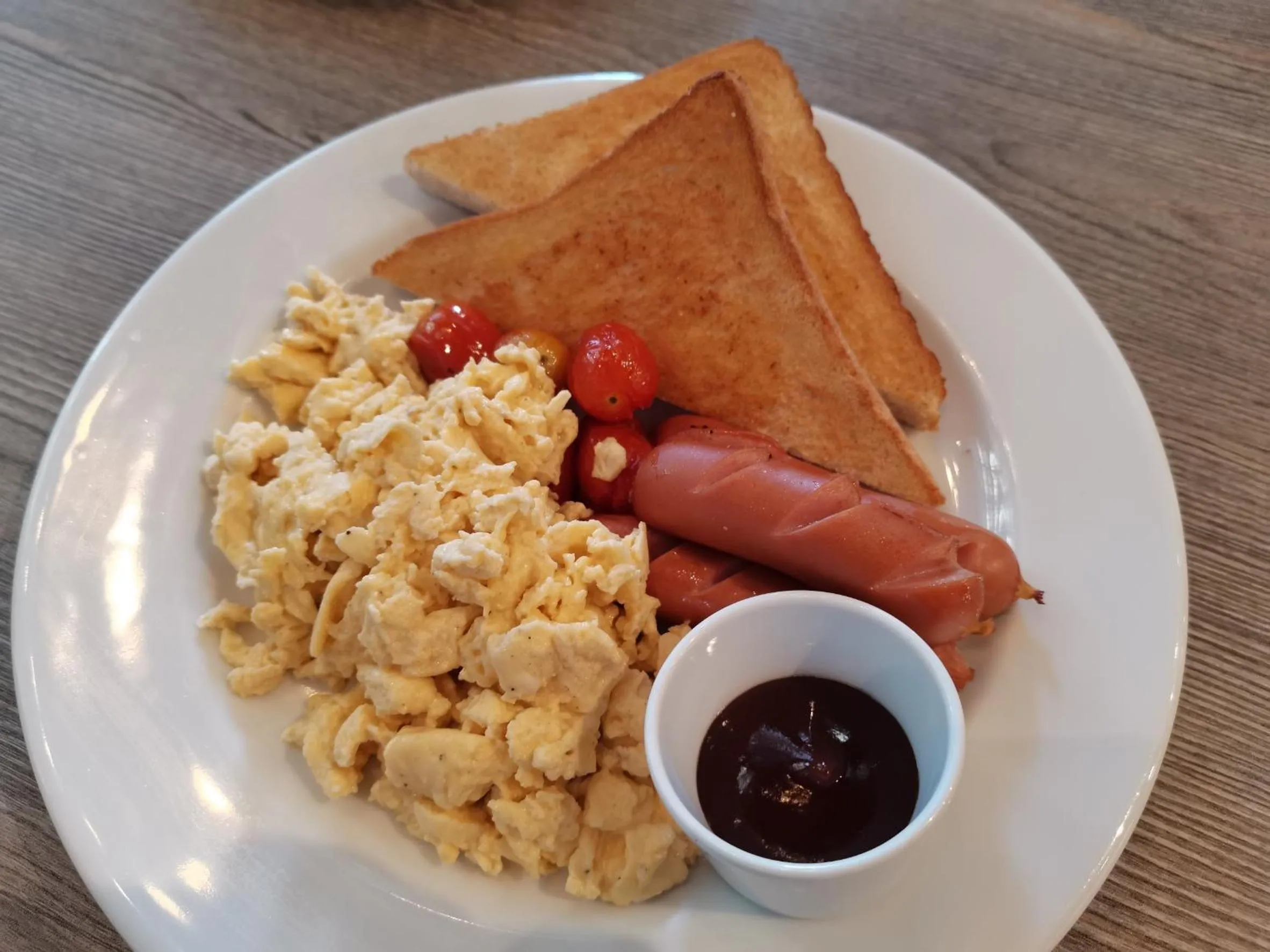 Restaurant/places to eat in Capricorn Village - SHA Extra Plus