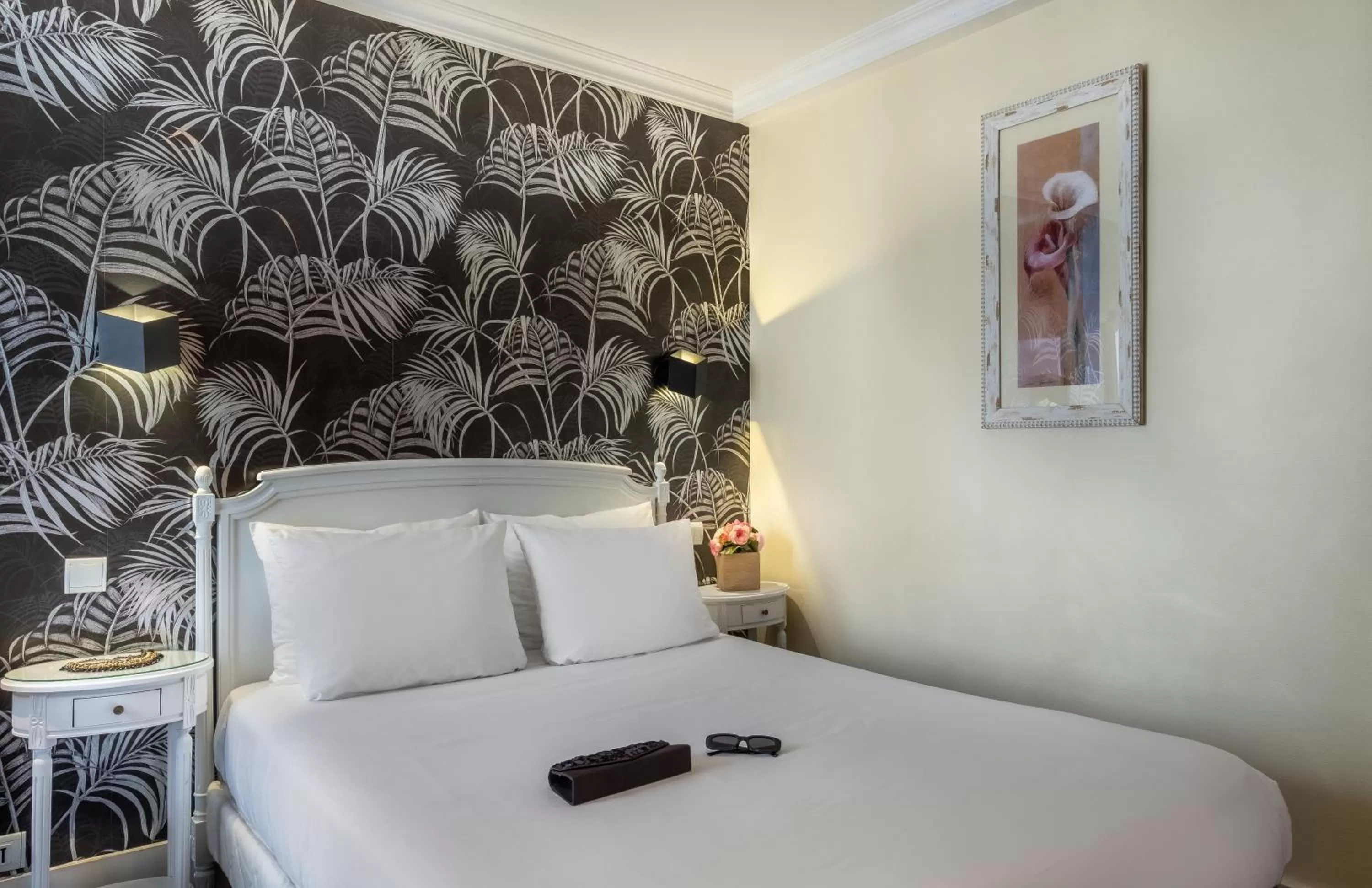 Bedroom, Bed in Hotel London