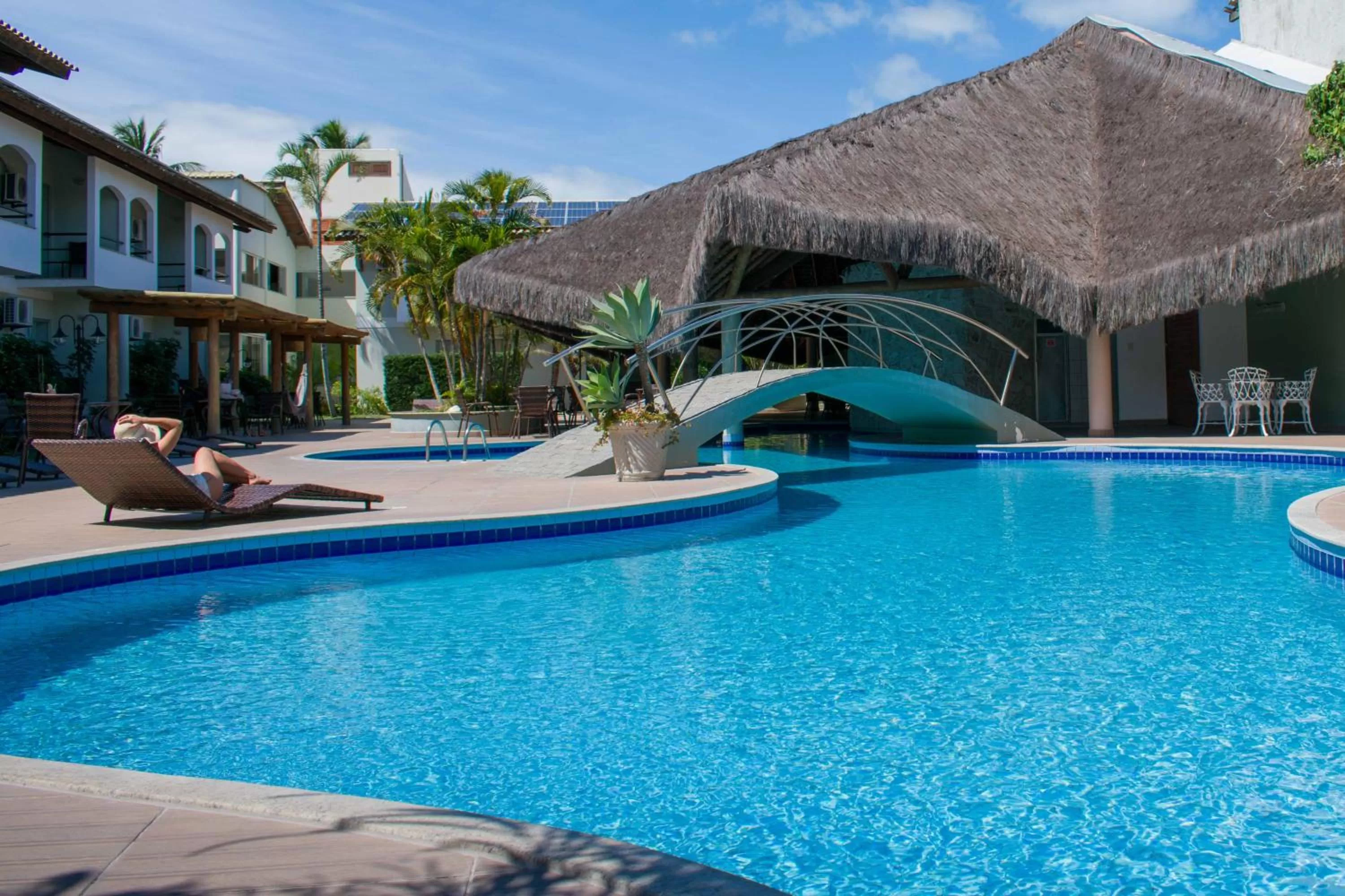 Swimming pool in Sarana Praia Hotel