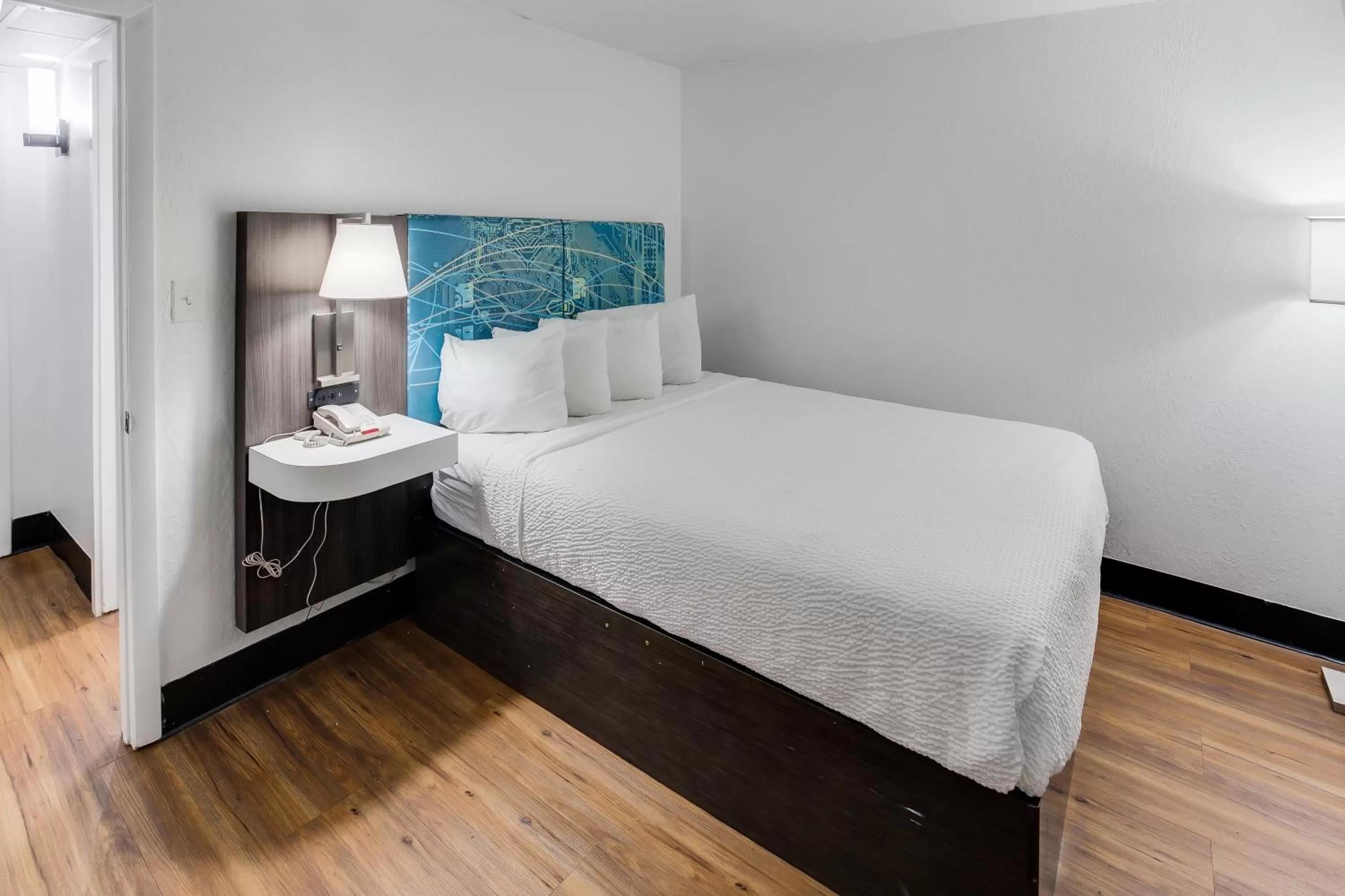 Bed in Tropical Seas Hotel