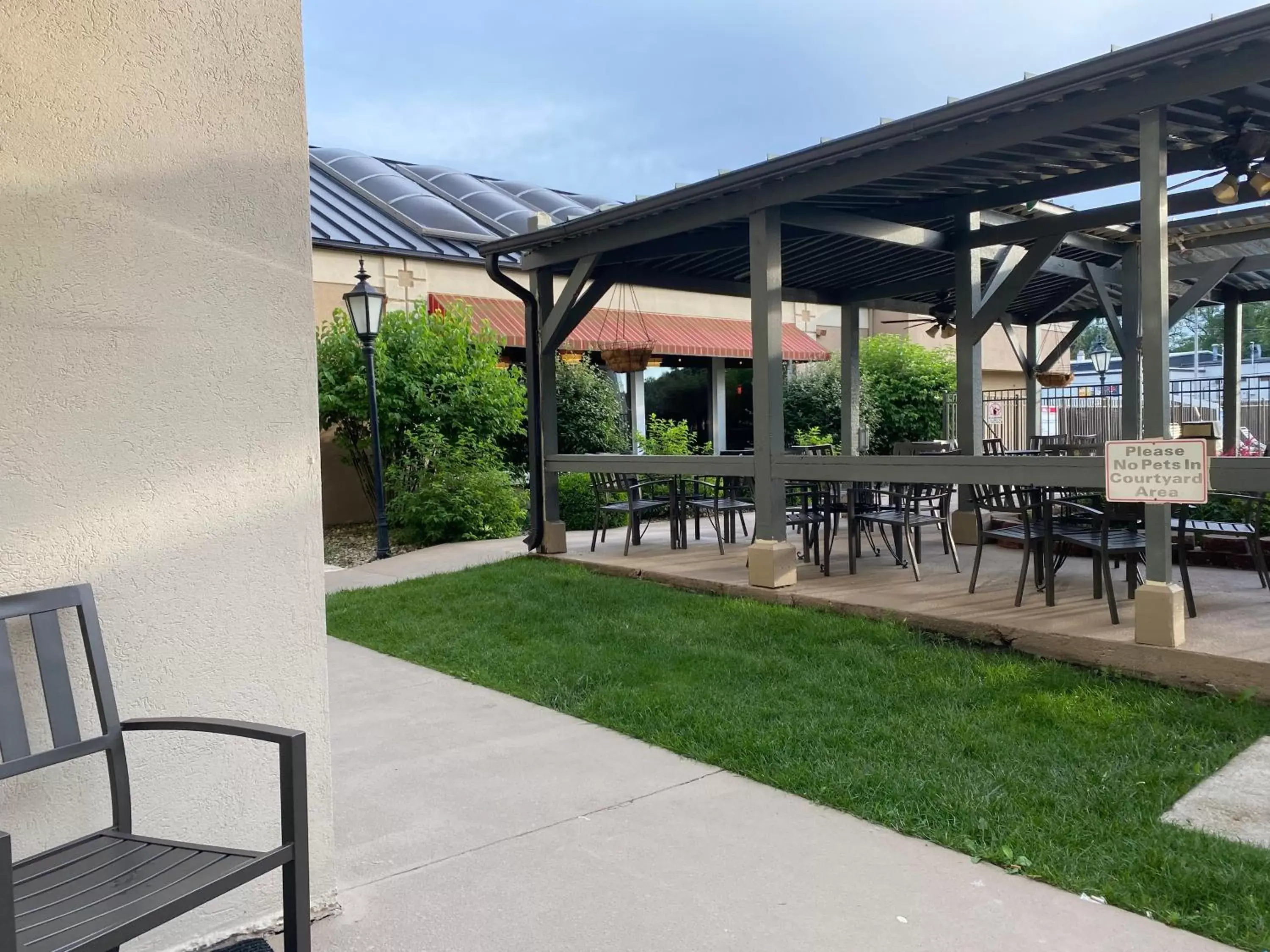 King Room with Balcony - Non-Smoking in Wyndham Garden Warsaw King Room with Balcony - Non-Smoking in Wyndham Garden Warsaw