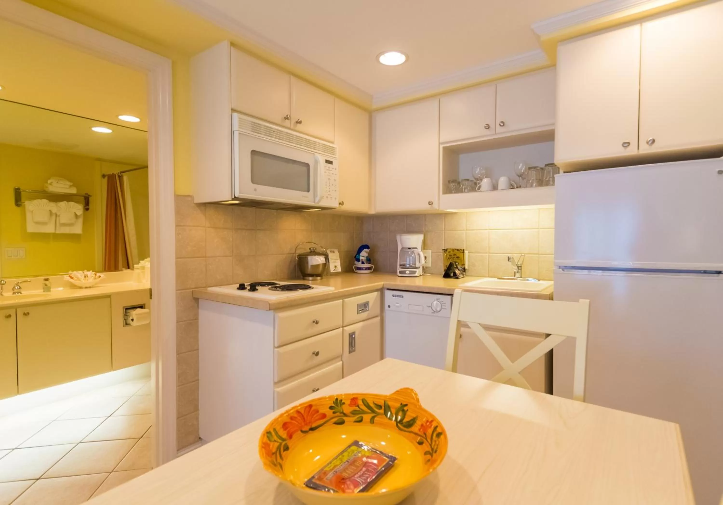 Kitchen or kitchenette in Inn at the Beach-Venice FLORIDA