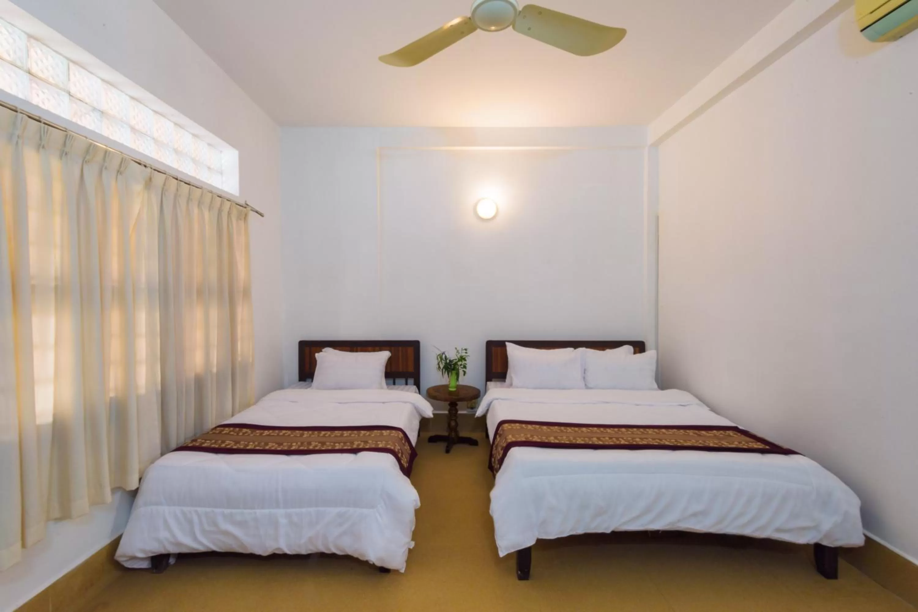 Deluxe Twin Room in Heng Long Villa