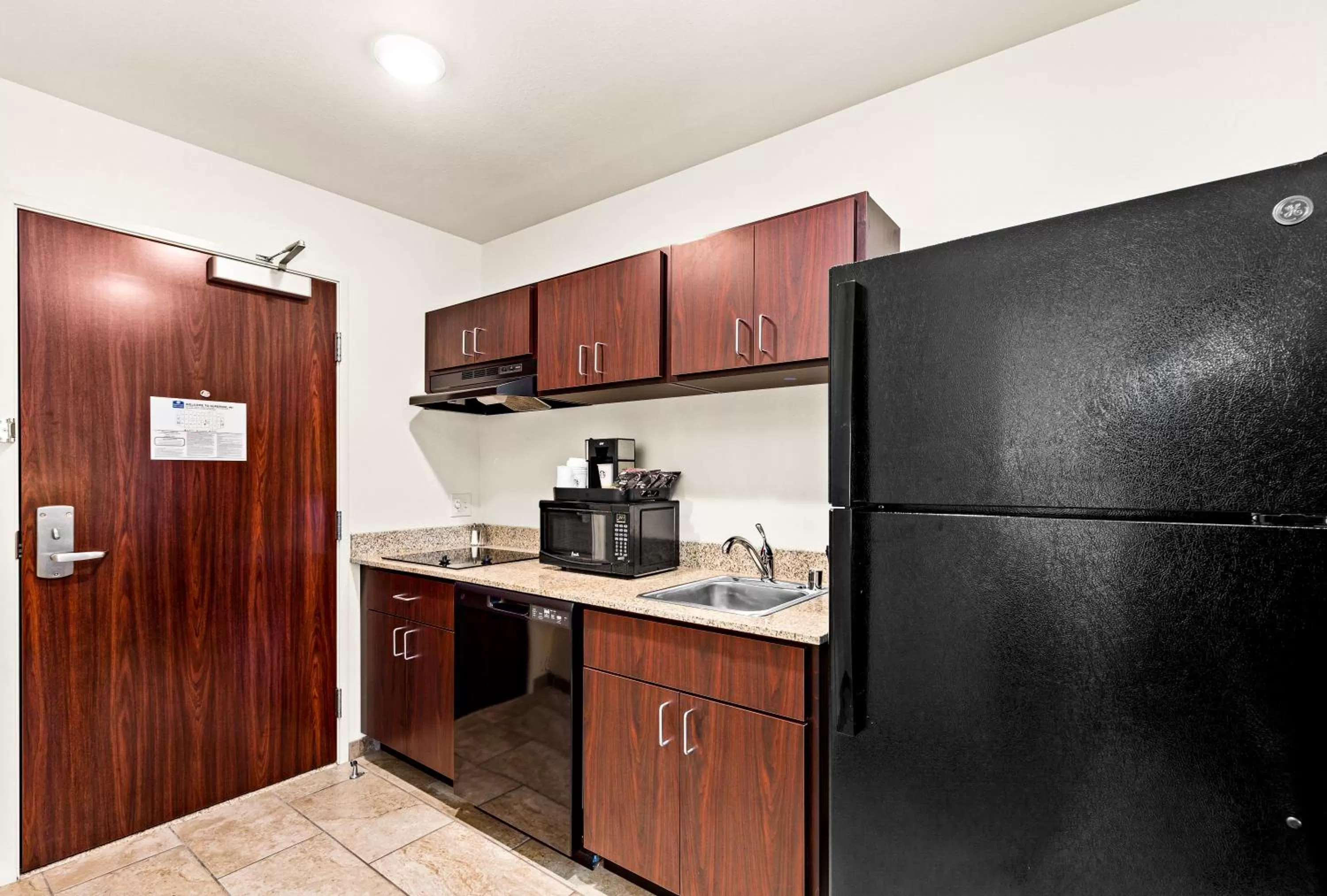kitchen in Cobblestone Hotel & Suites - Superior Duluth