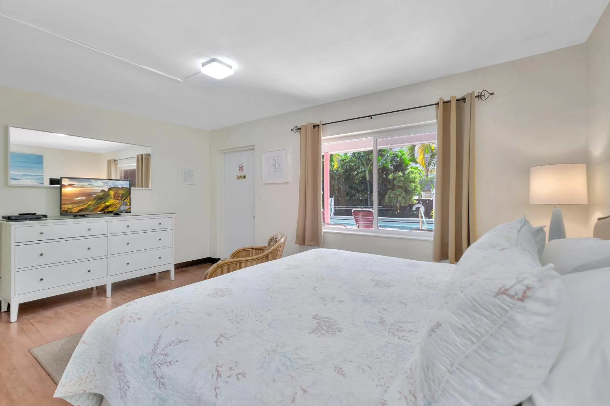 Bedroom, Bed in Seahorse Guesthouse