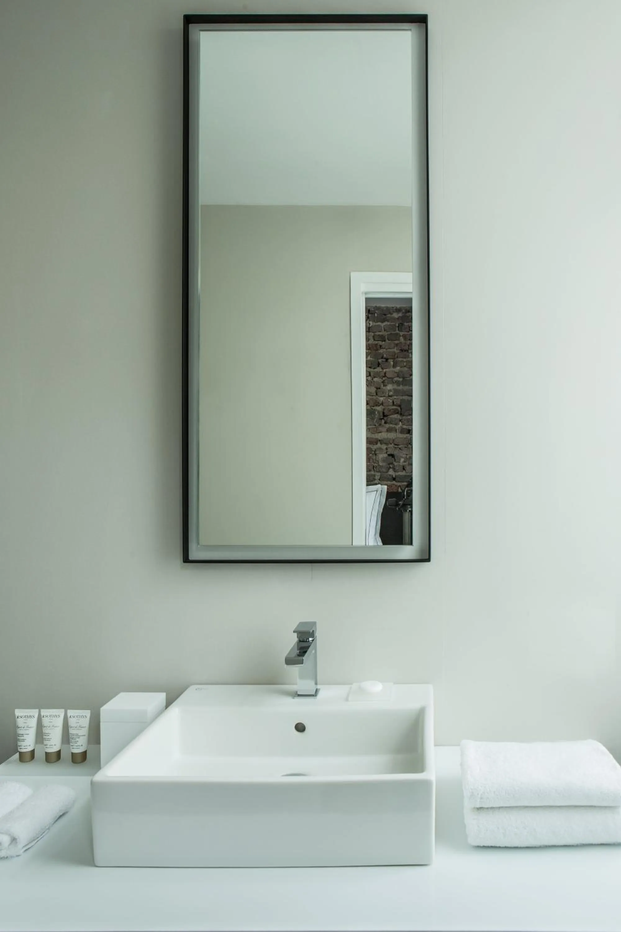 Bathroom in Hôtel Louvre-Lens - Esprit de France