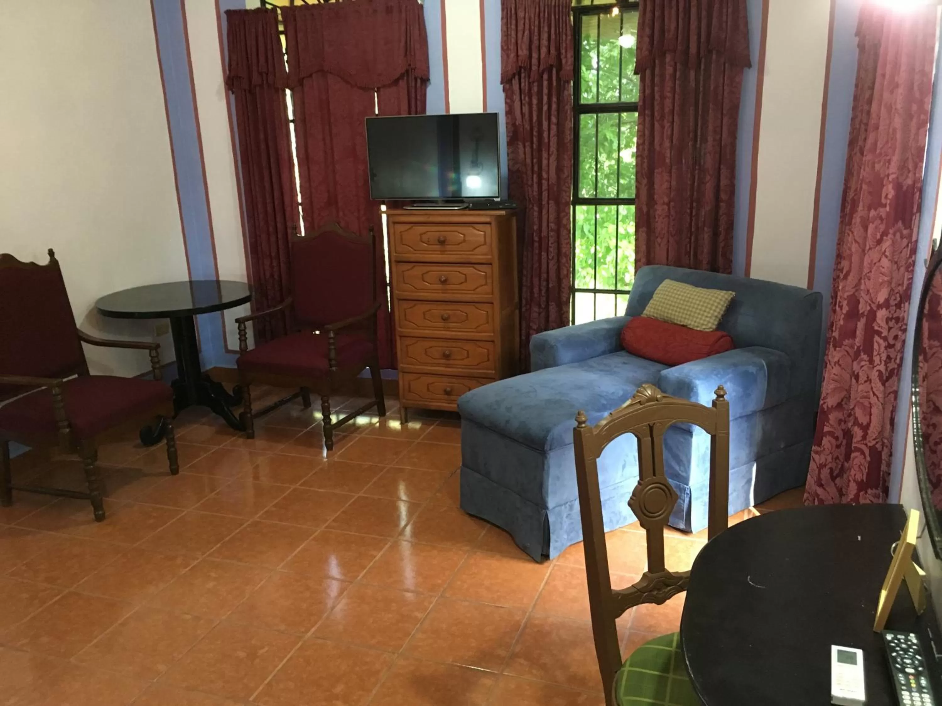 Seating area, Bed in Hacienda San Pedro Nohpat