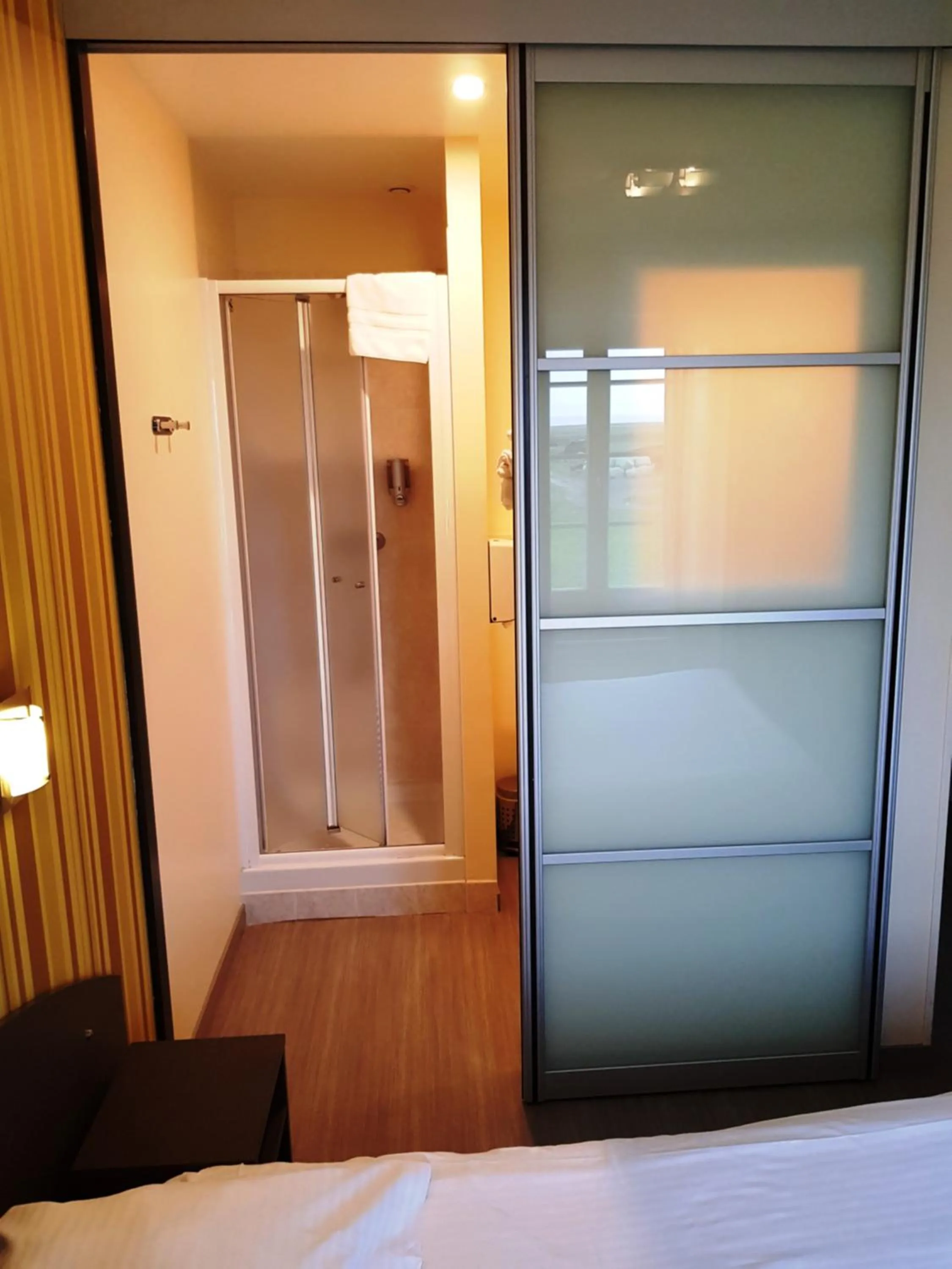 Shower in Auberge de la Baie