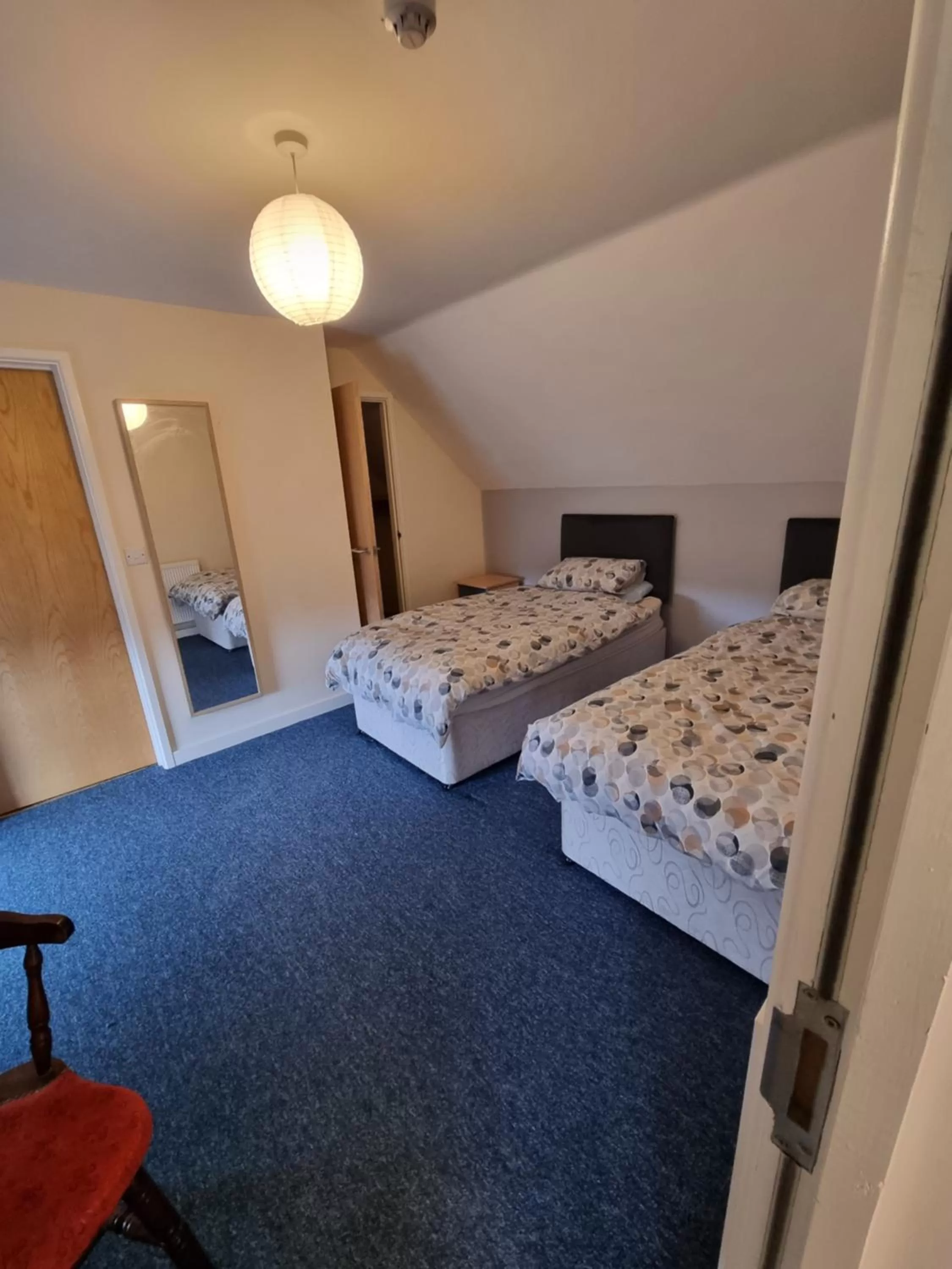 Bed in Kings Arms Guest House Ebbw Vale