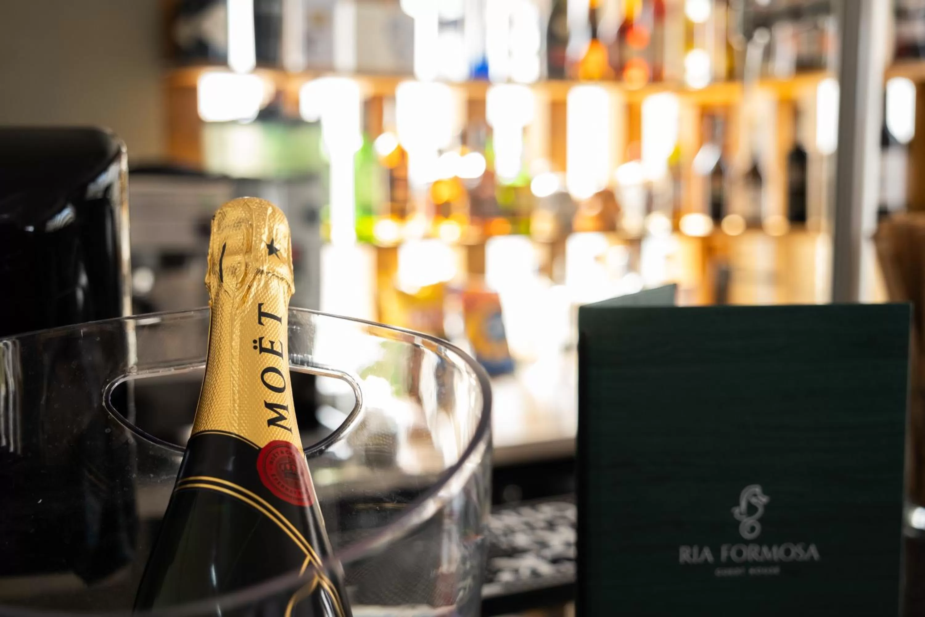 Lounge or bar in Ria Formosa Guest House