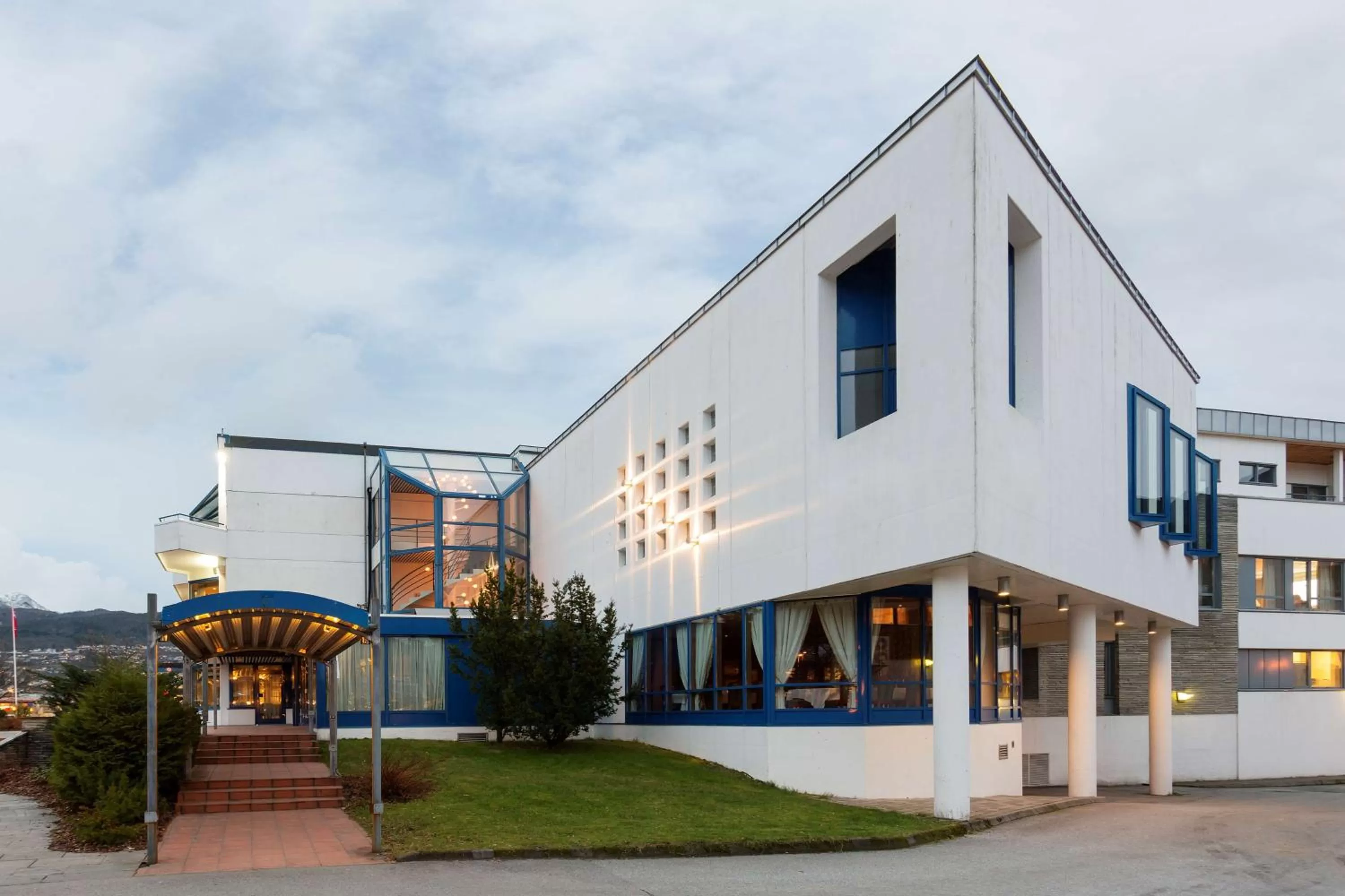 Scandic Sunnfjord Hotel & Spa