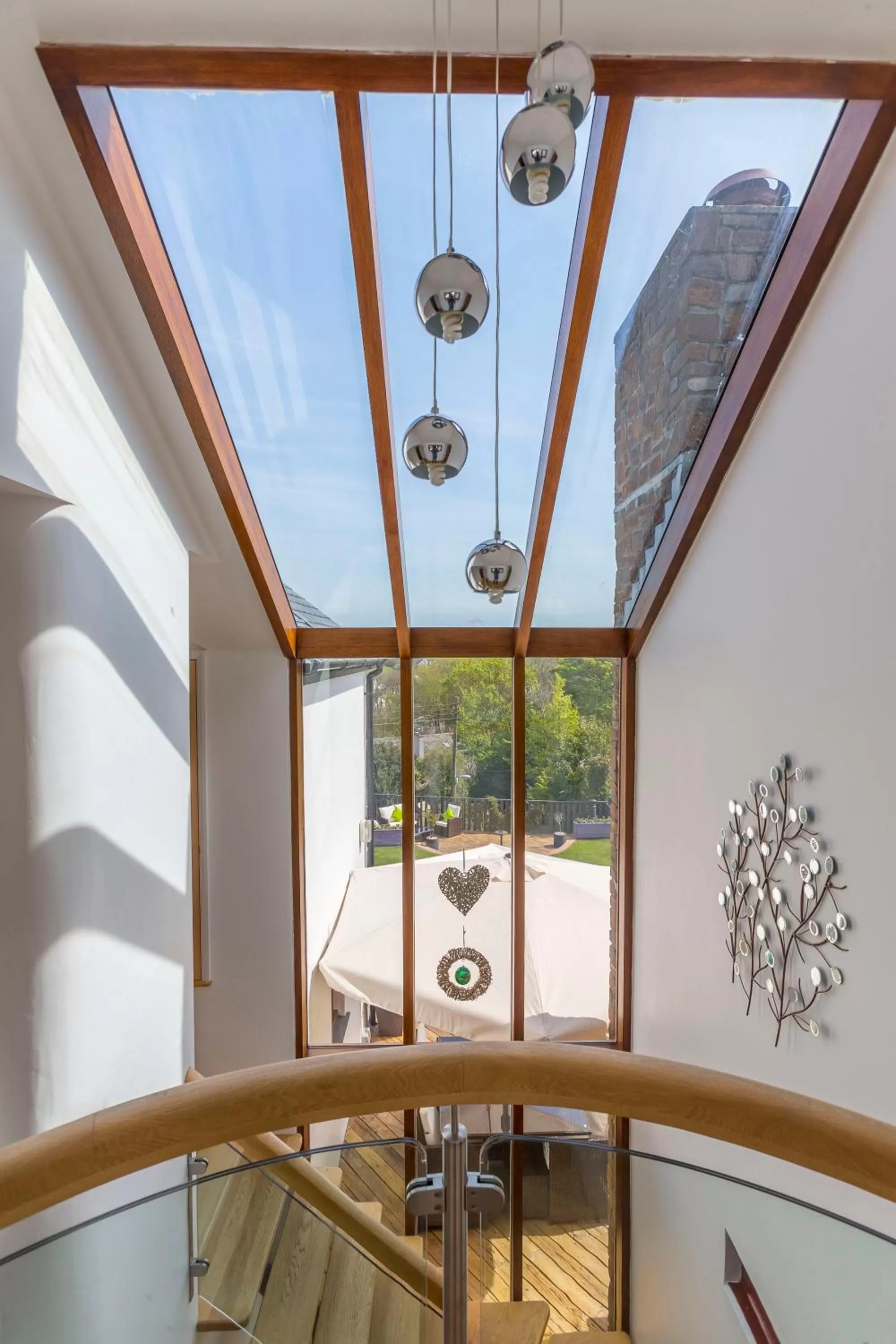 Facade/entrance in Oak Lodge B&B