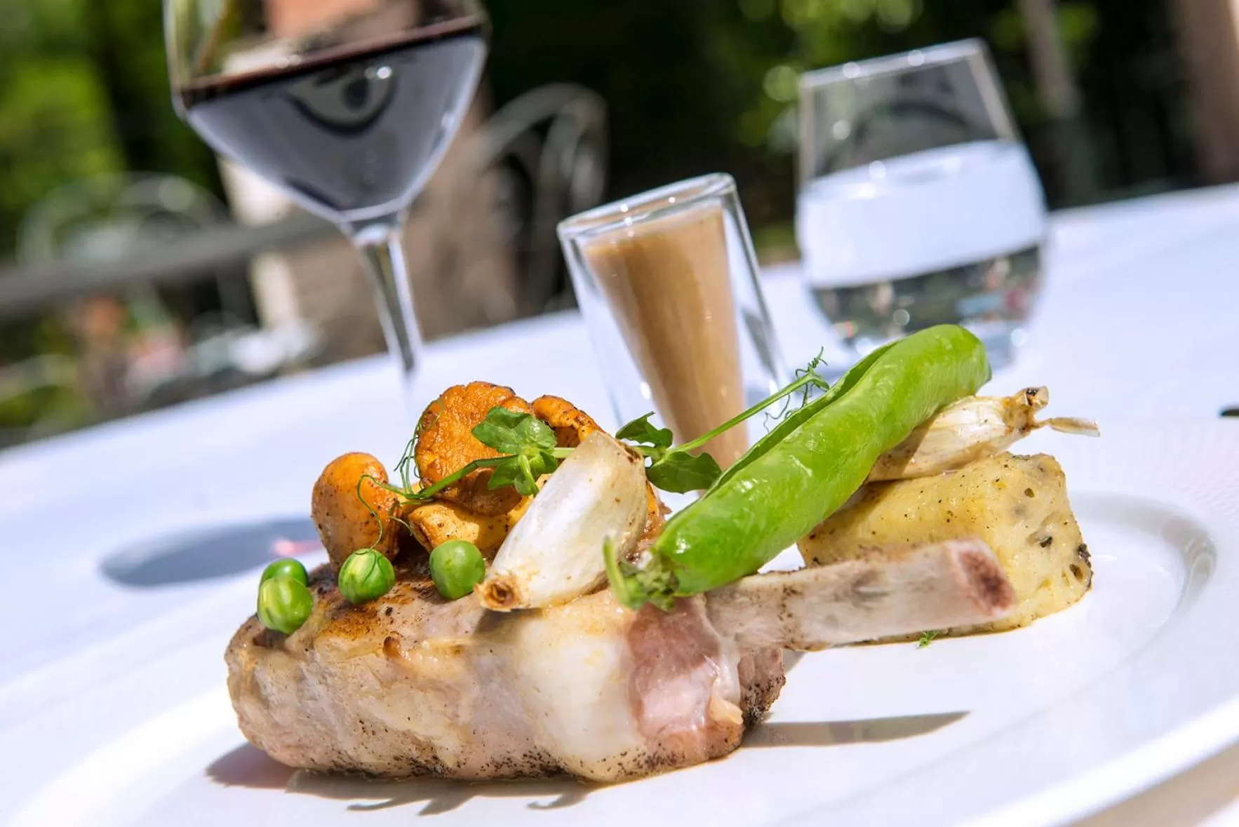 Restaurant/places to eat in Le Manoir de Gressy