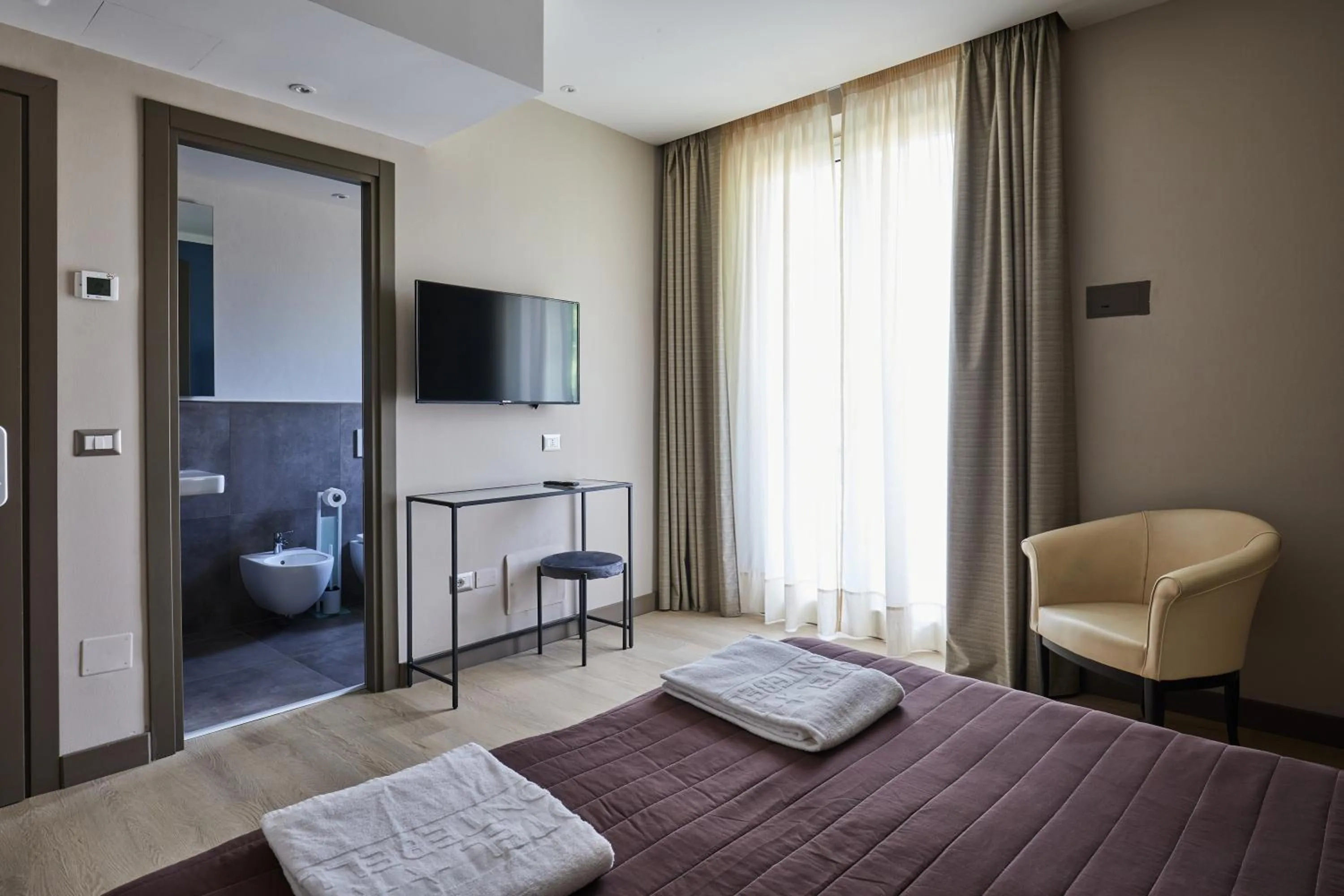 Bed in Hotel Montebello