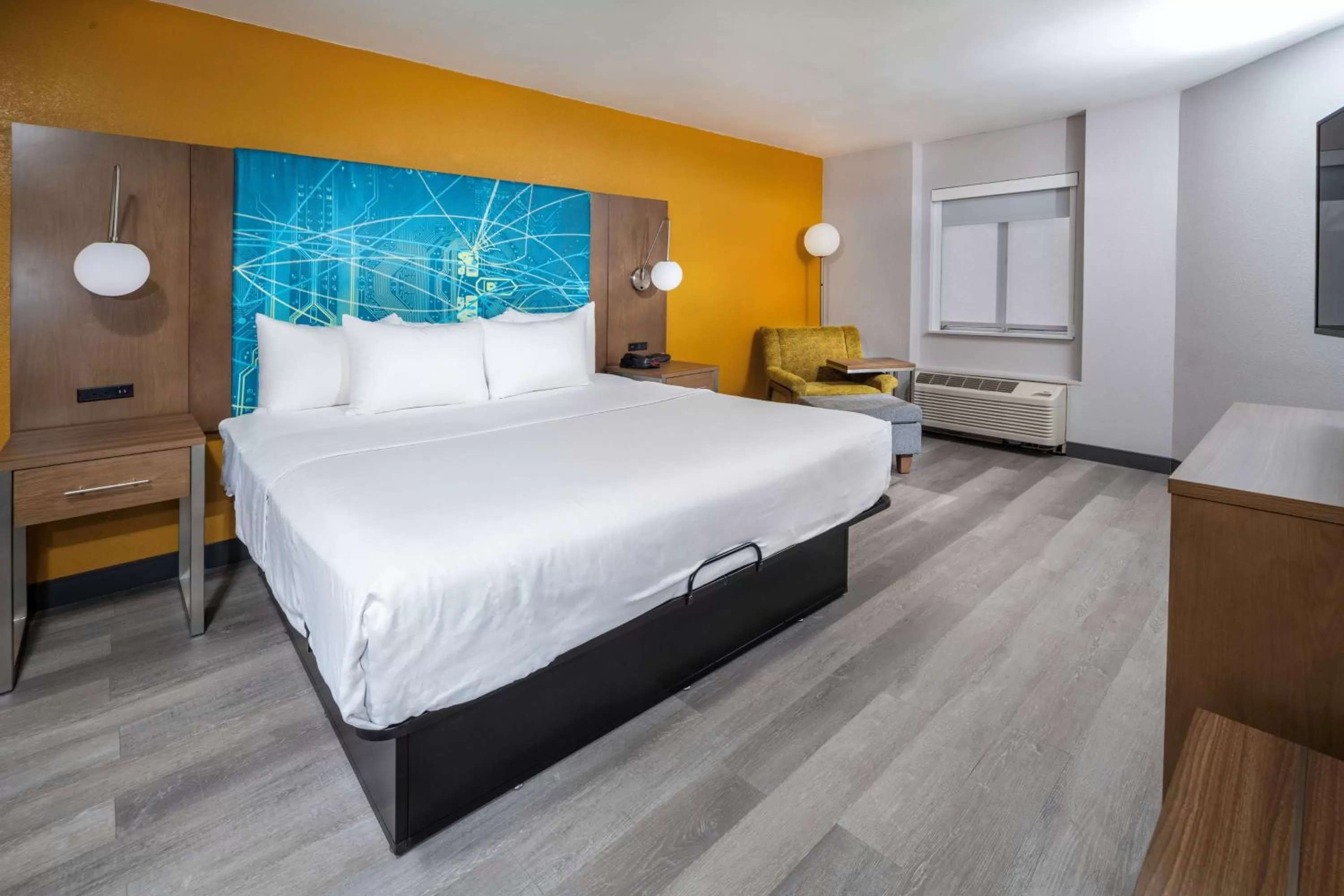 King Suite with Sofa Bed and Balcony in Best Western Plus Raleigh Crabtree Valley Hotel