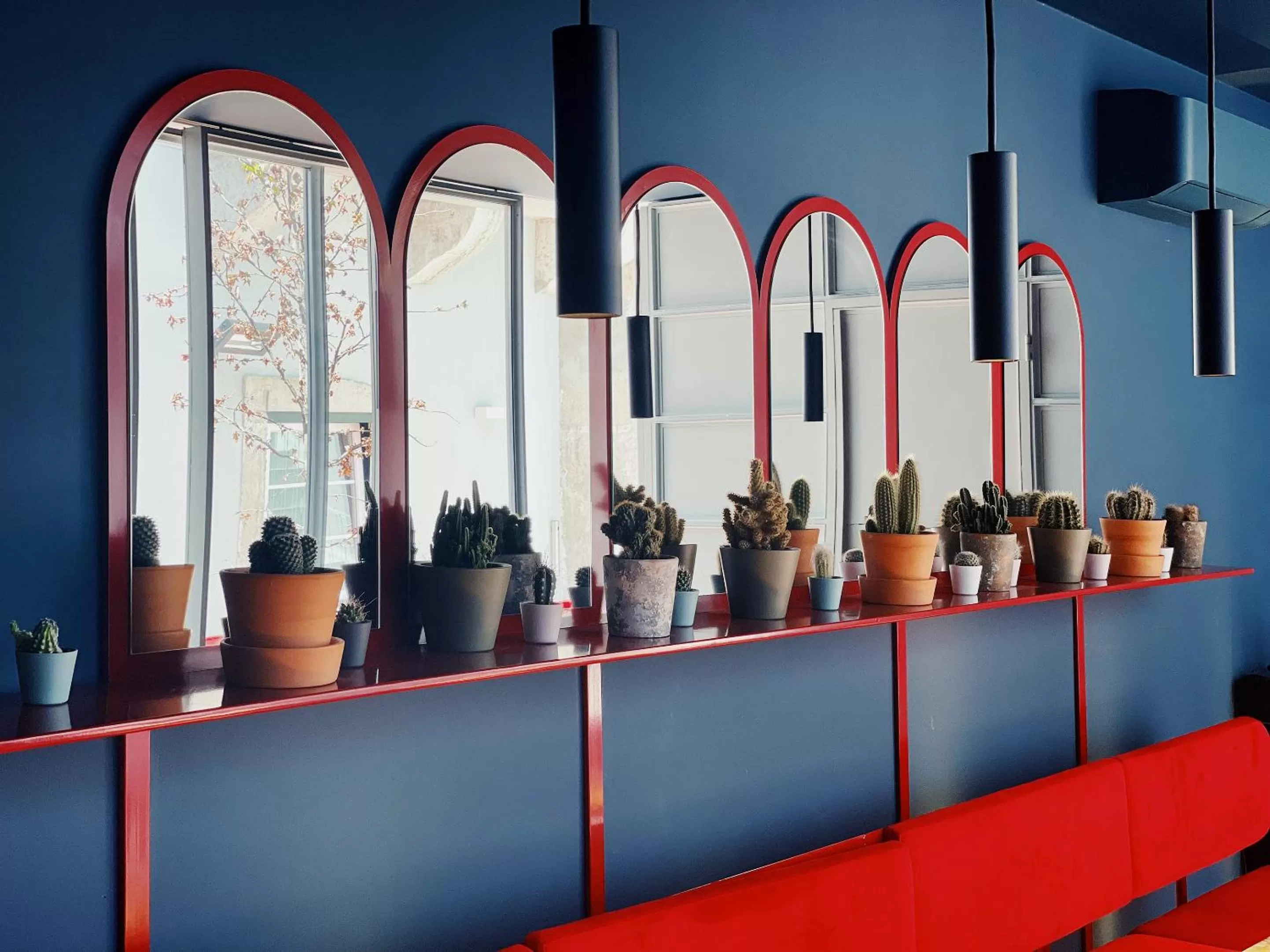 Restaurant/places to eat in Esqina Cosmopolitan Lodge