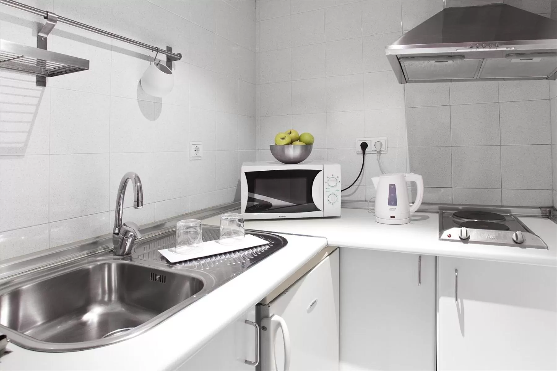 Kitchen or kitchenette in Aparthotel Atenea Valles