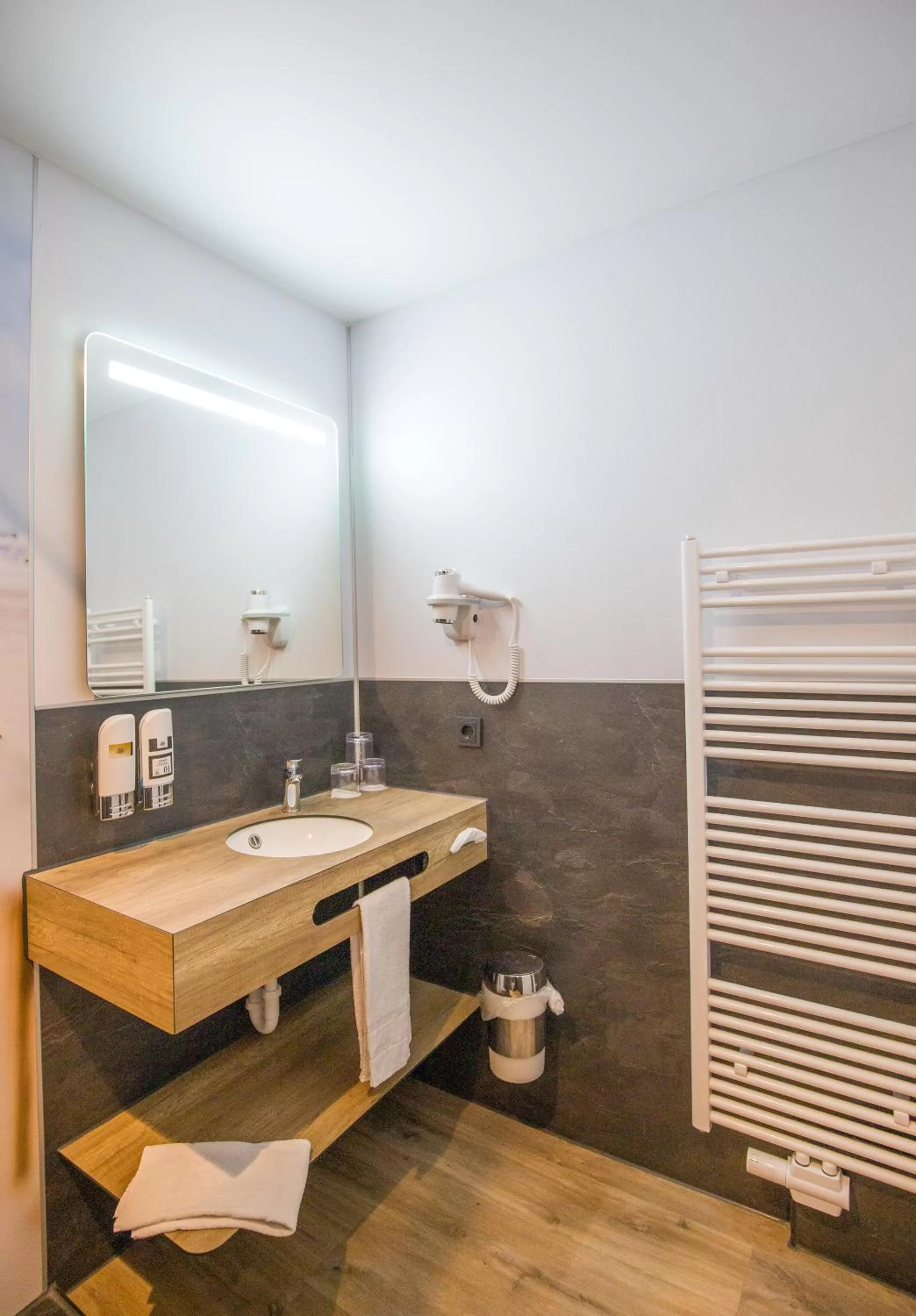 Bathroom in Stadthotel-Garni Smutje