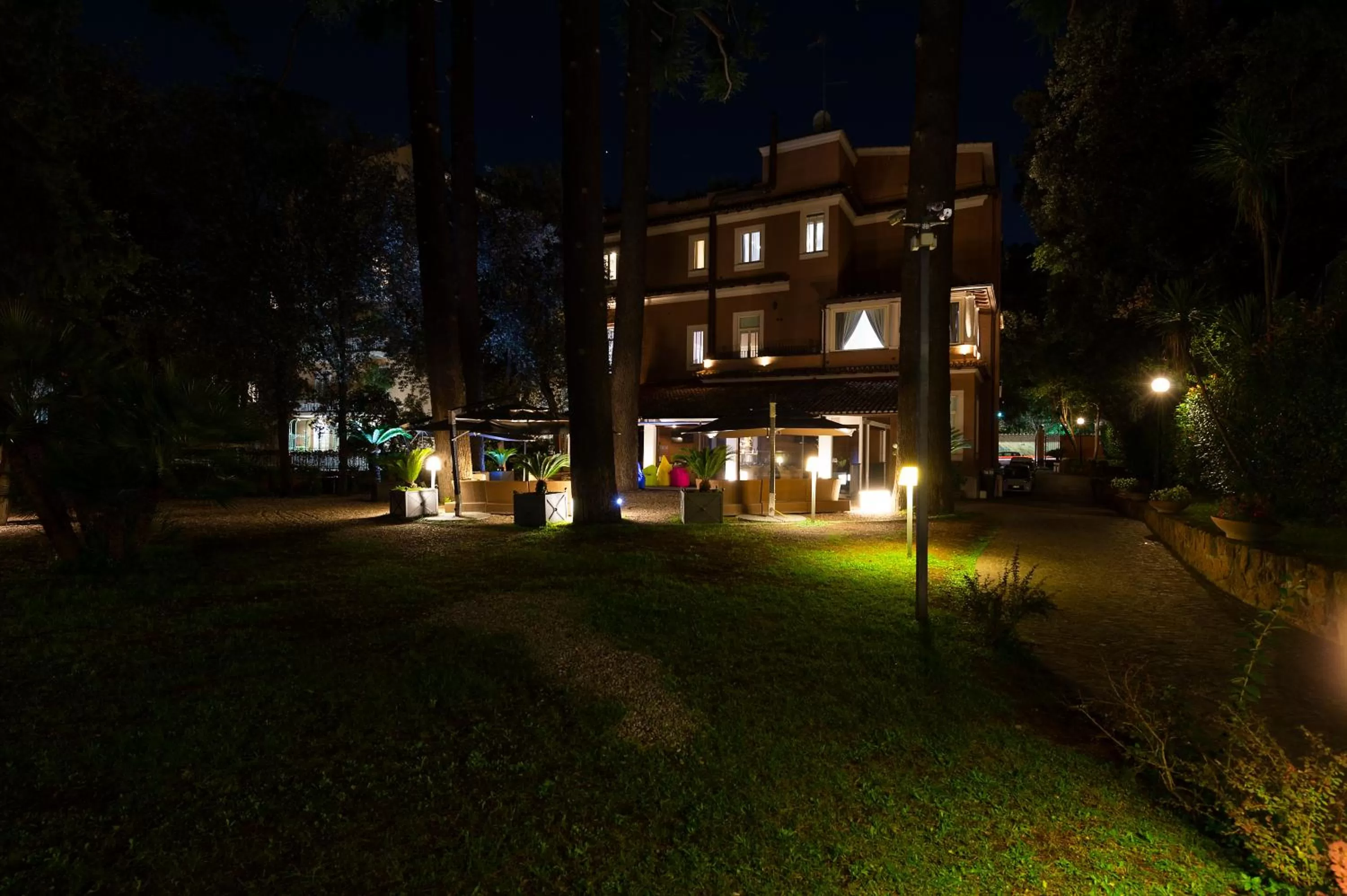 Night in Hotel Principe Torlonia