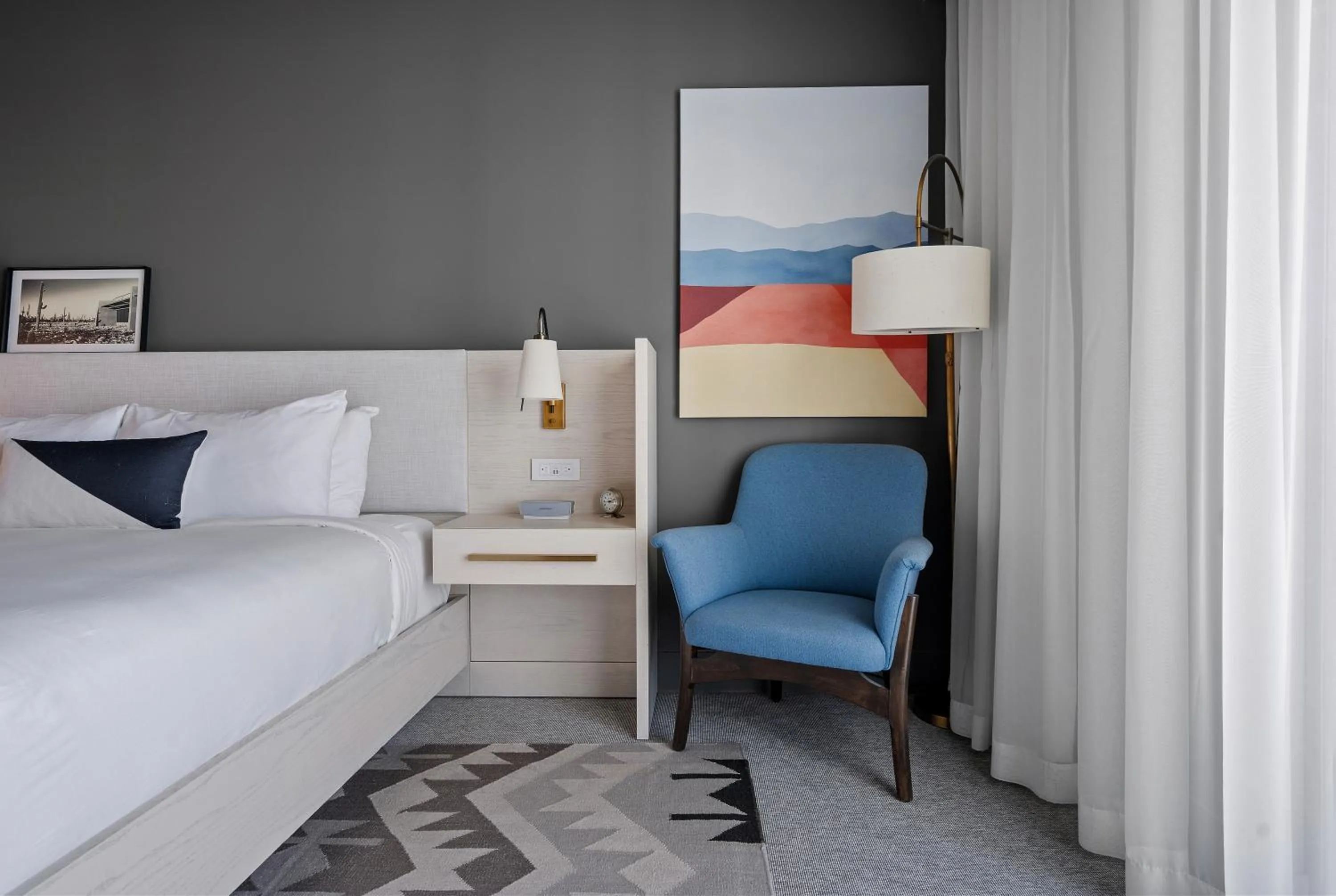 Bed in Mountain Shadows Resort Scottsdale