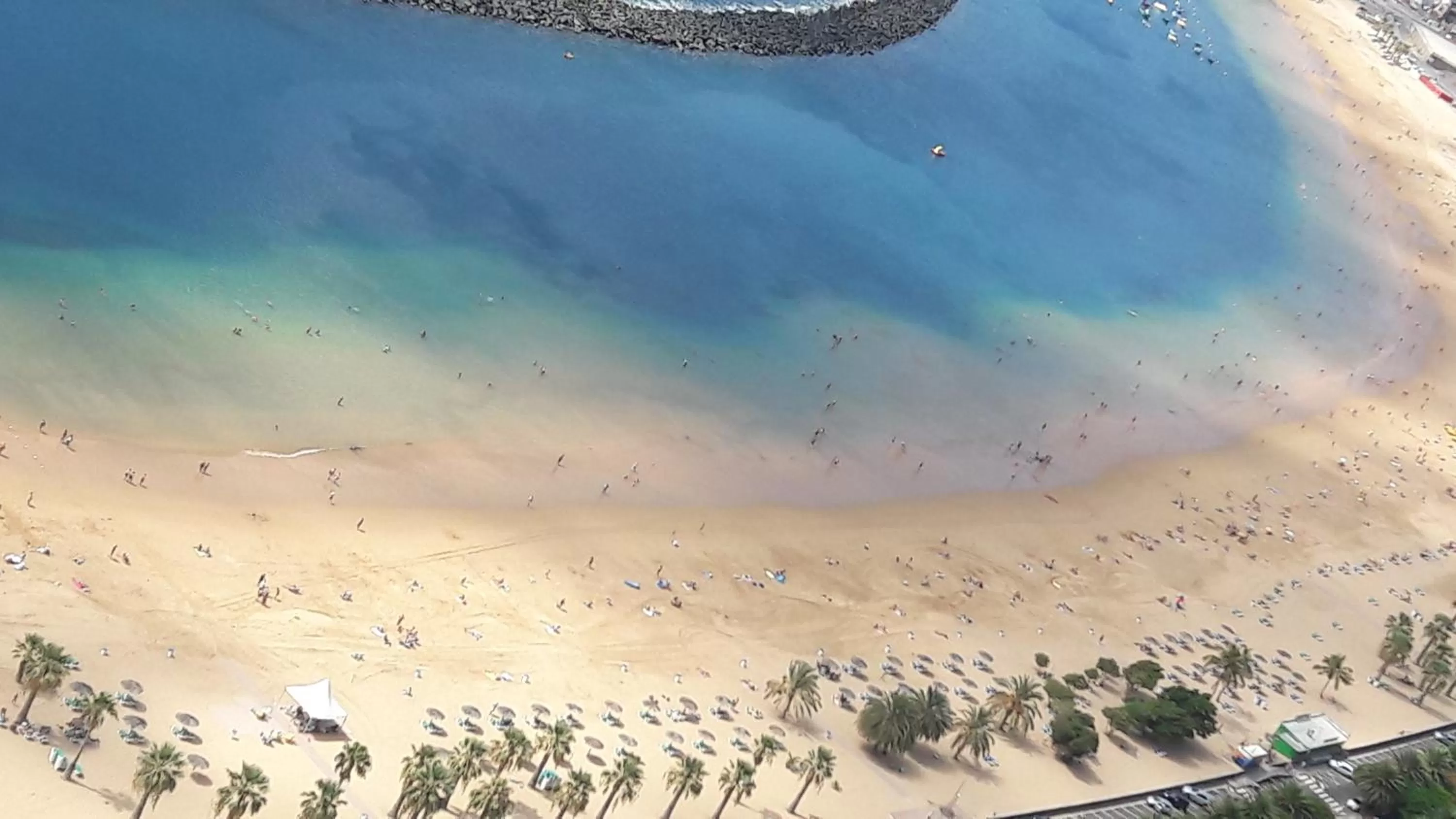 Beach in Tenerife Rooms S. C.