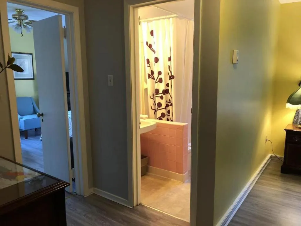 Photo of the whole room, Bed in Braeside Country Inn