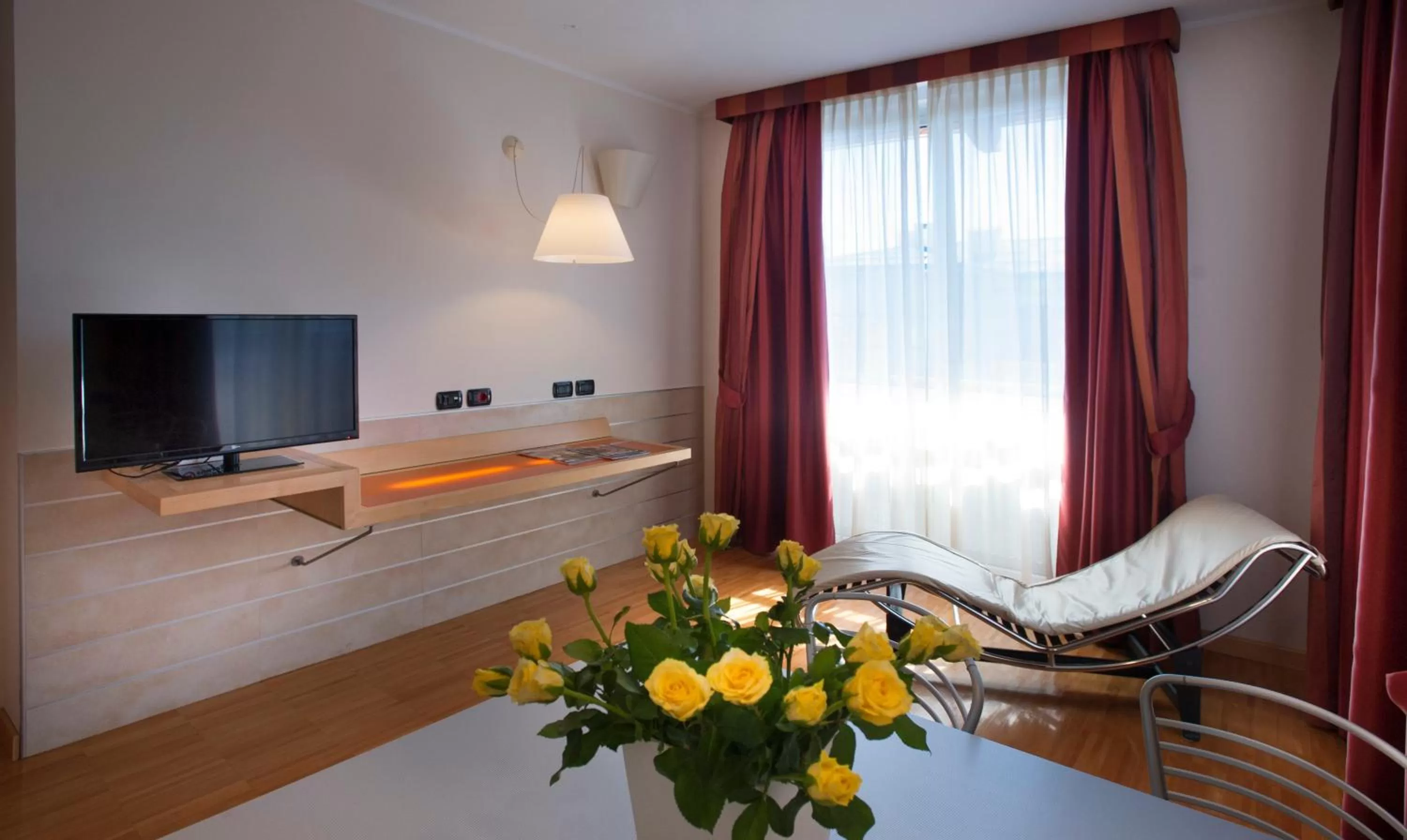 Living room in AlbaResidence Masera26