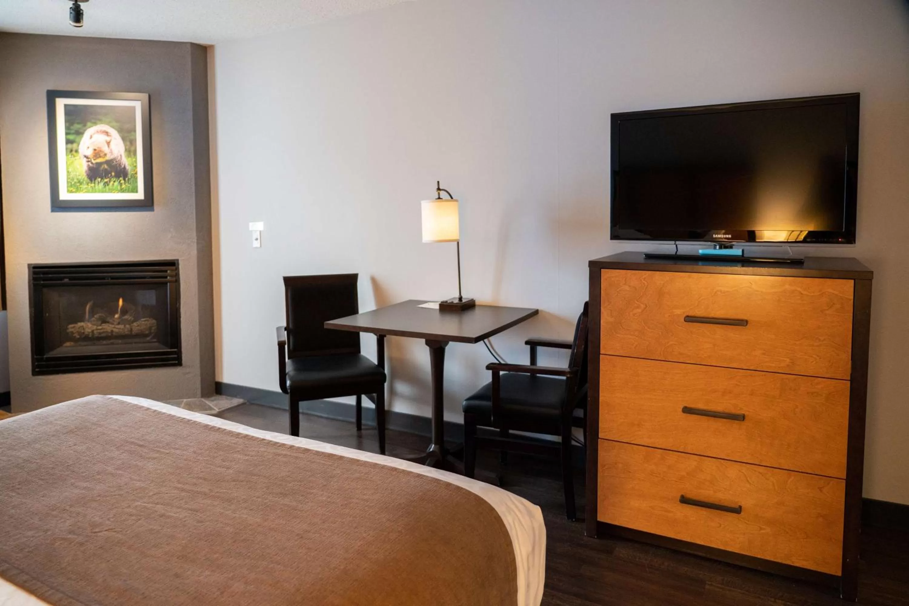 TV and multimedia, Bed in Pocaterra Inn & Waterslide