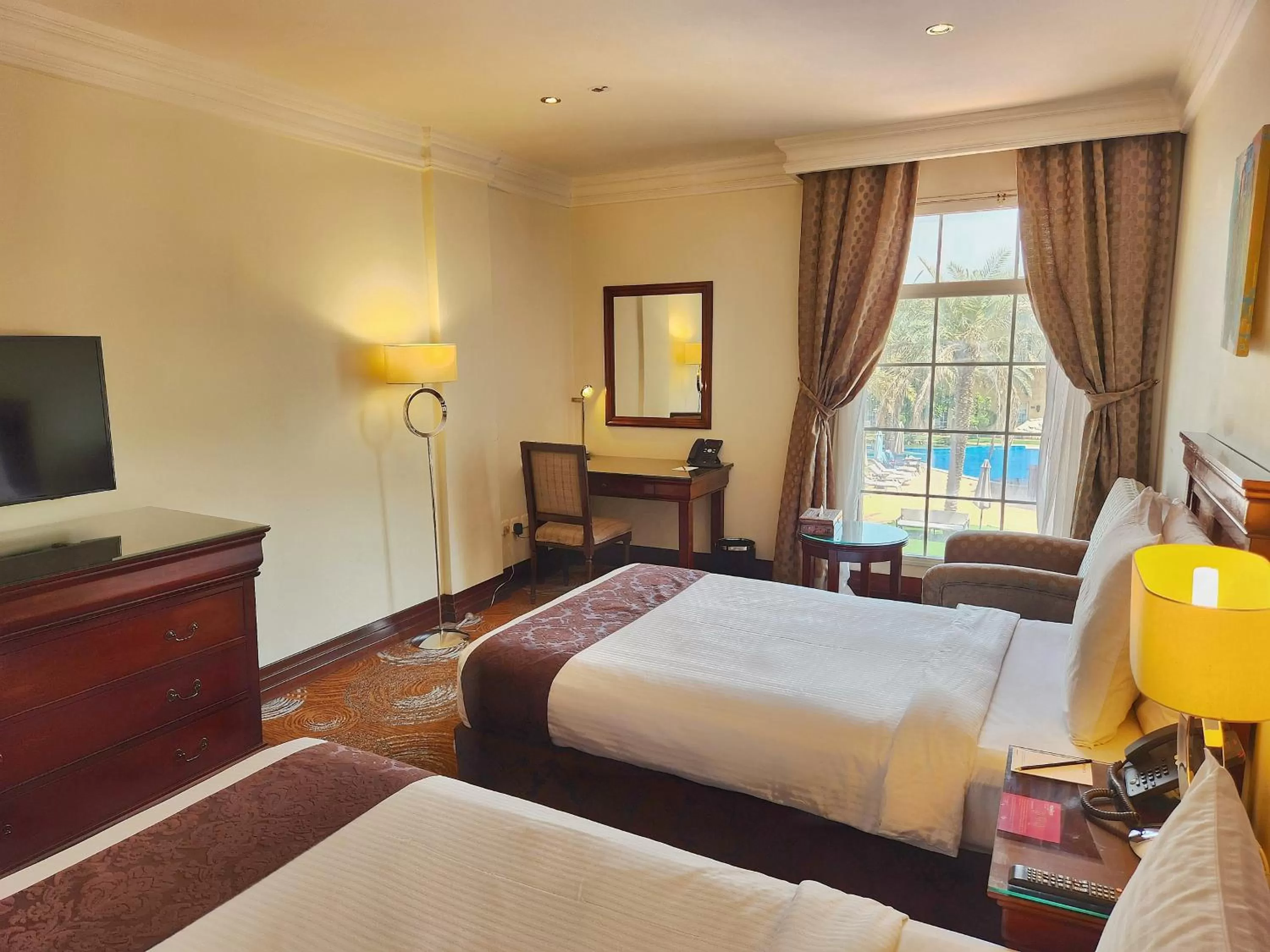 Property building, Bed in Mövenpick Hotel Kuwait