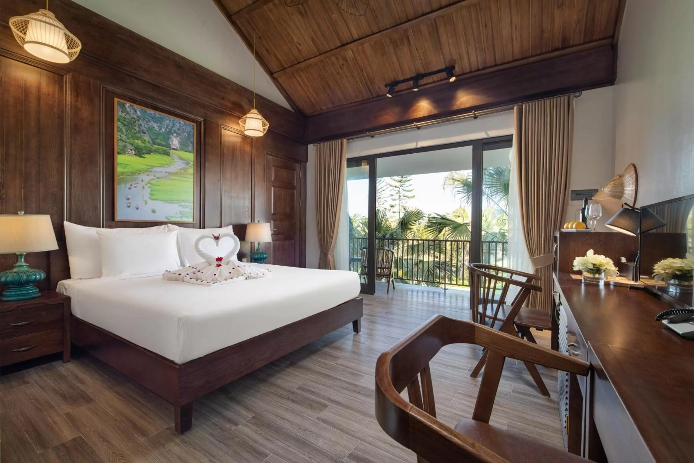 Photo of the whole room, Bed in Bai Dinh Riverside Resort & Spa