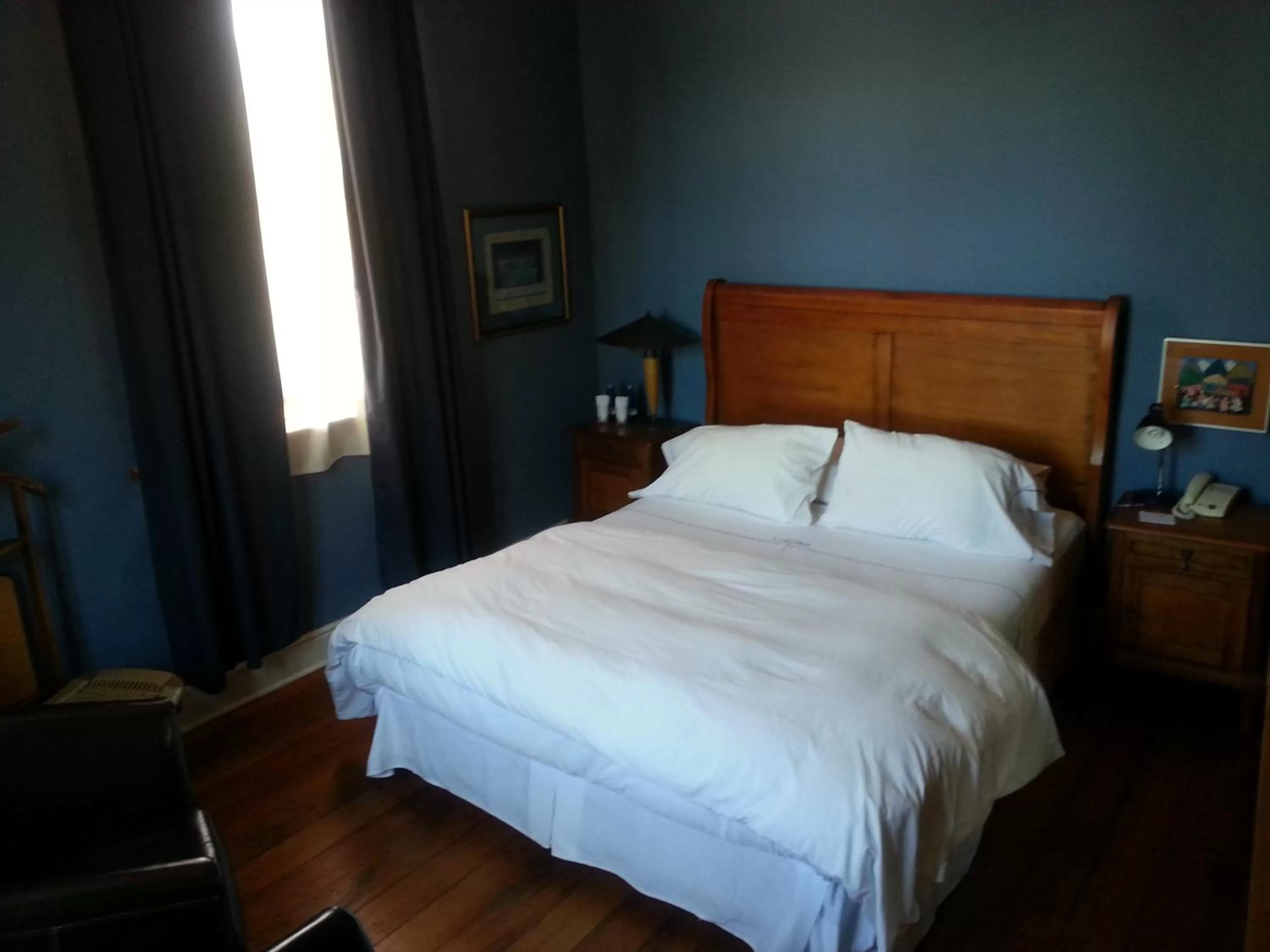 Standard Double Room in Hotel Manoir Atkinson