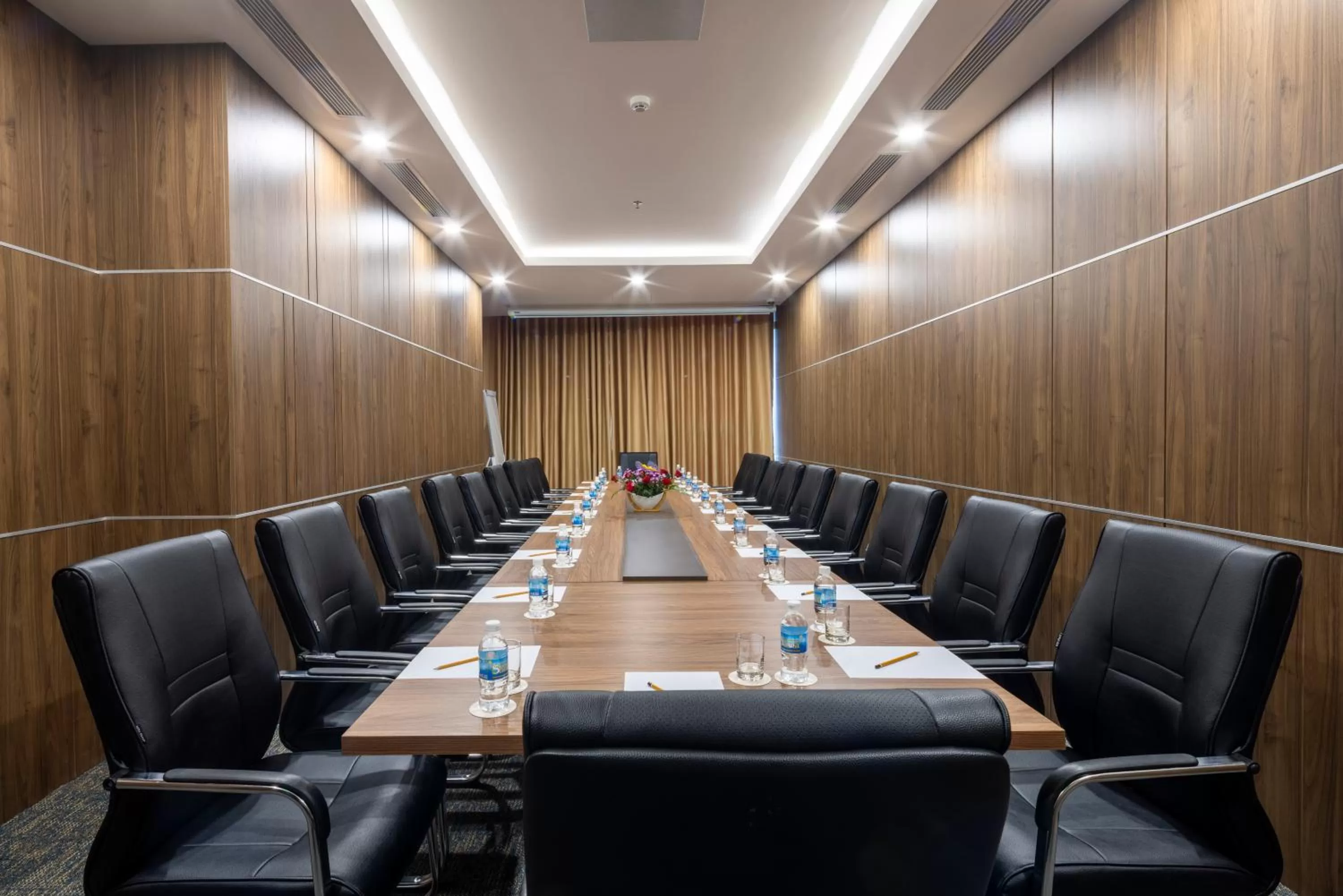 Meeting/conference room in Miracle Luxury Nha Trang