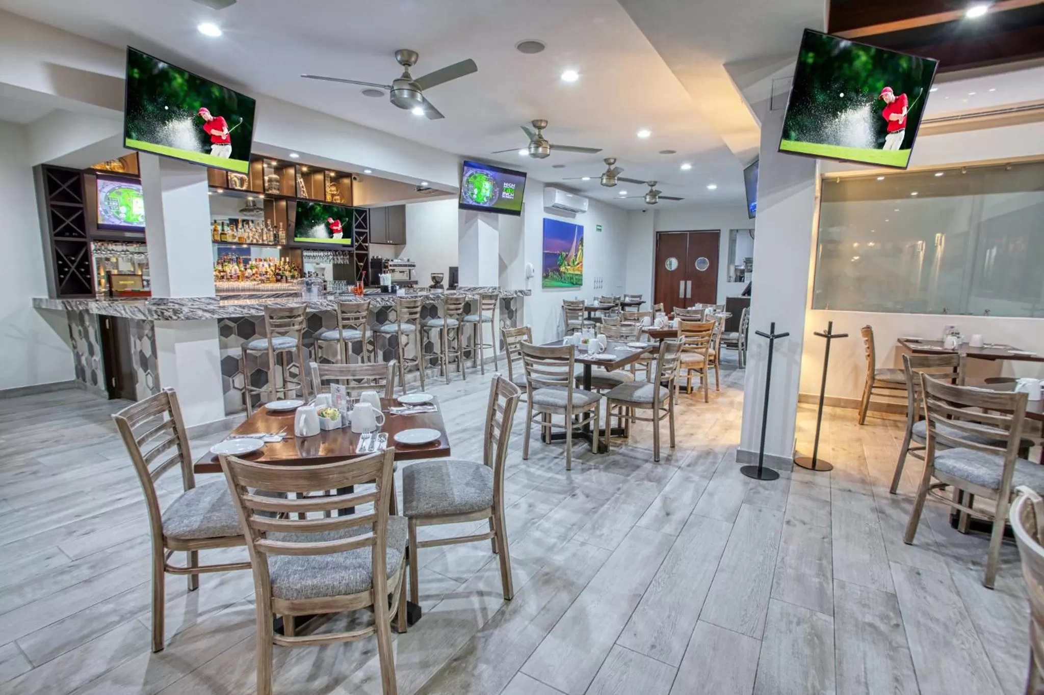 Dining area, Restaurant/Places to Eat in Casa Nicole Boutique Hotel