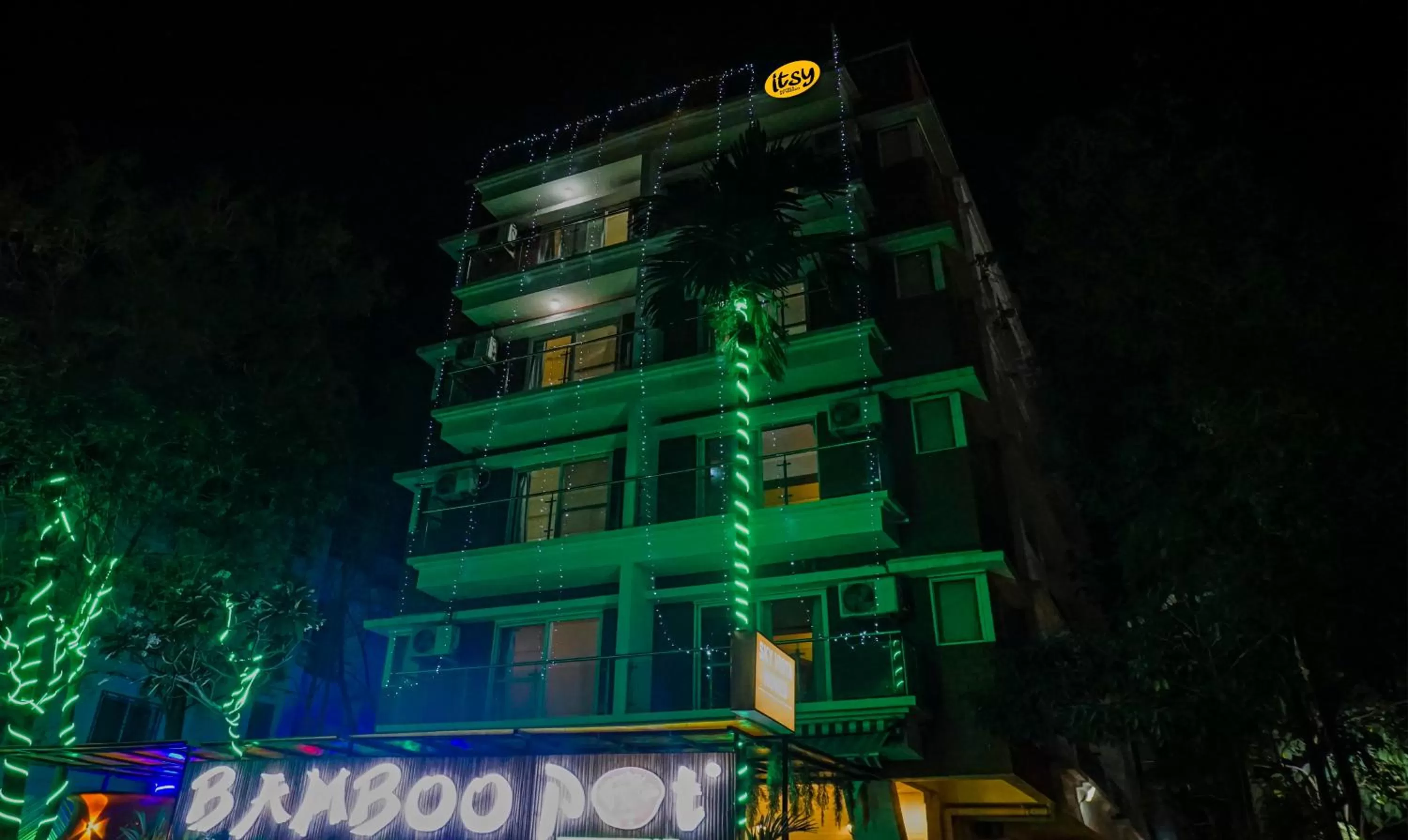 Property Building in Itsy By Treebo - Sky Vista